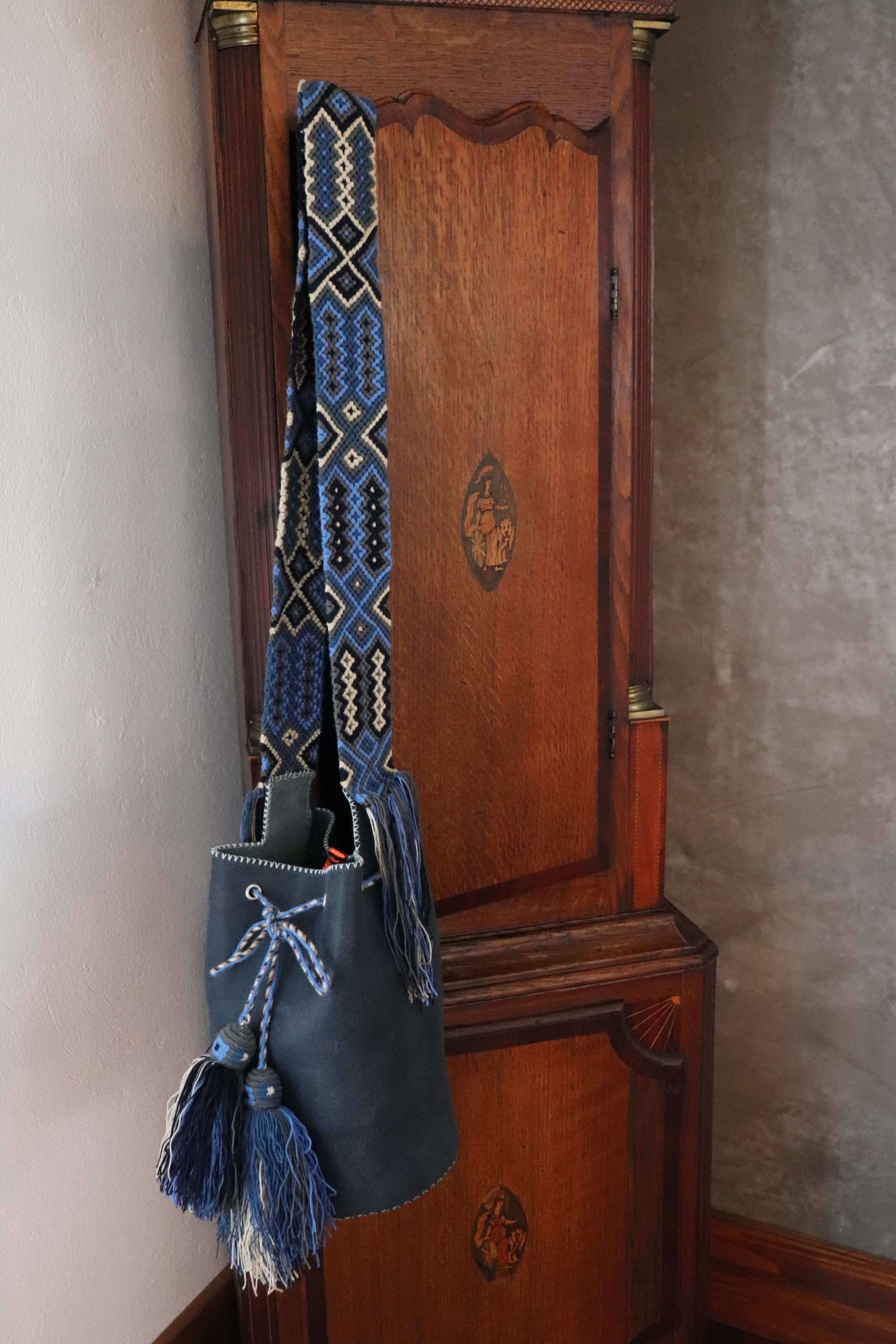 APÜNÜ BUCKET BAG LARGE / NAVY - GRAY #110037