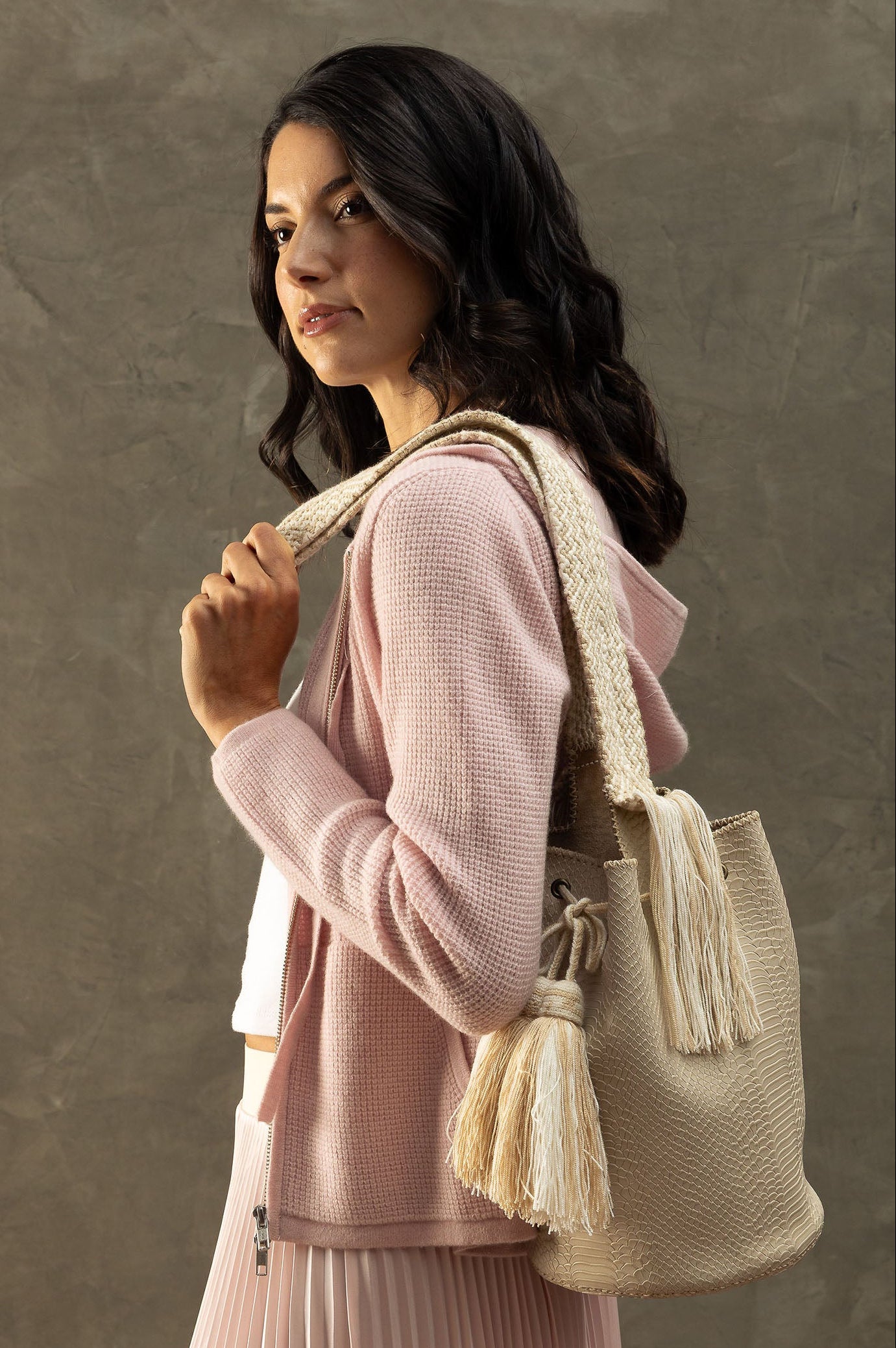 APÜNÜ BUCKET BAG LARGE / CROCO BEIGE - BEIGE #110047