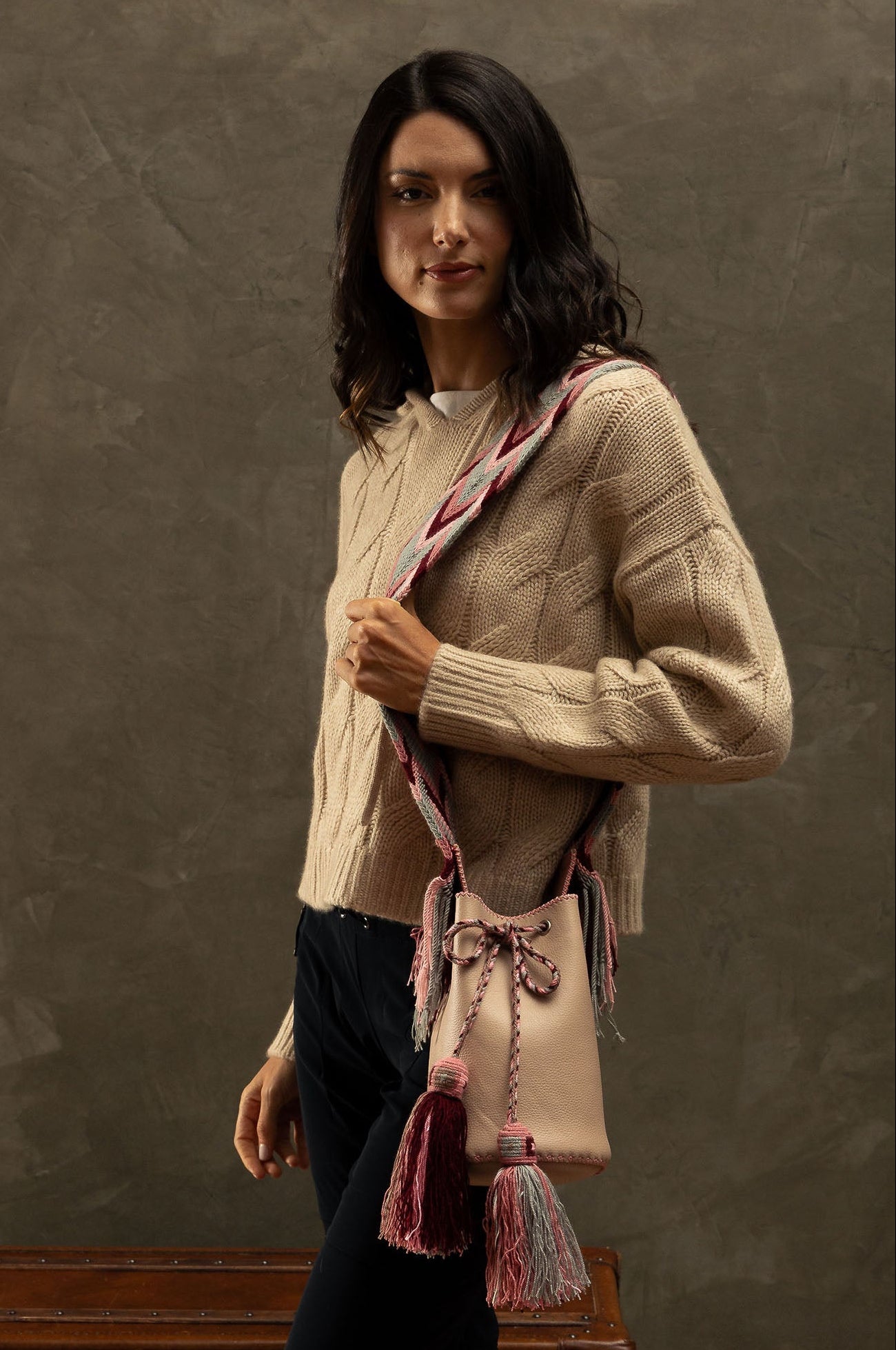 APÜNÜ BUCKET BAG SMALL / LIGHT PINK - PINK #120002