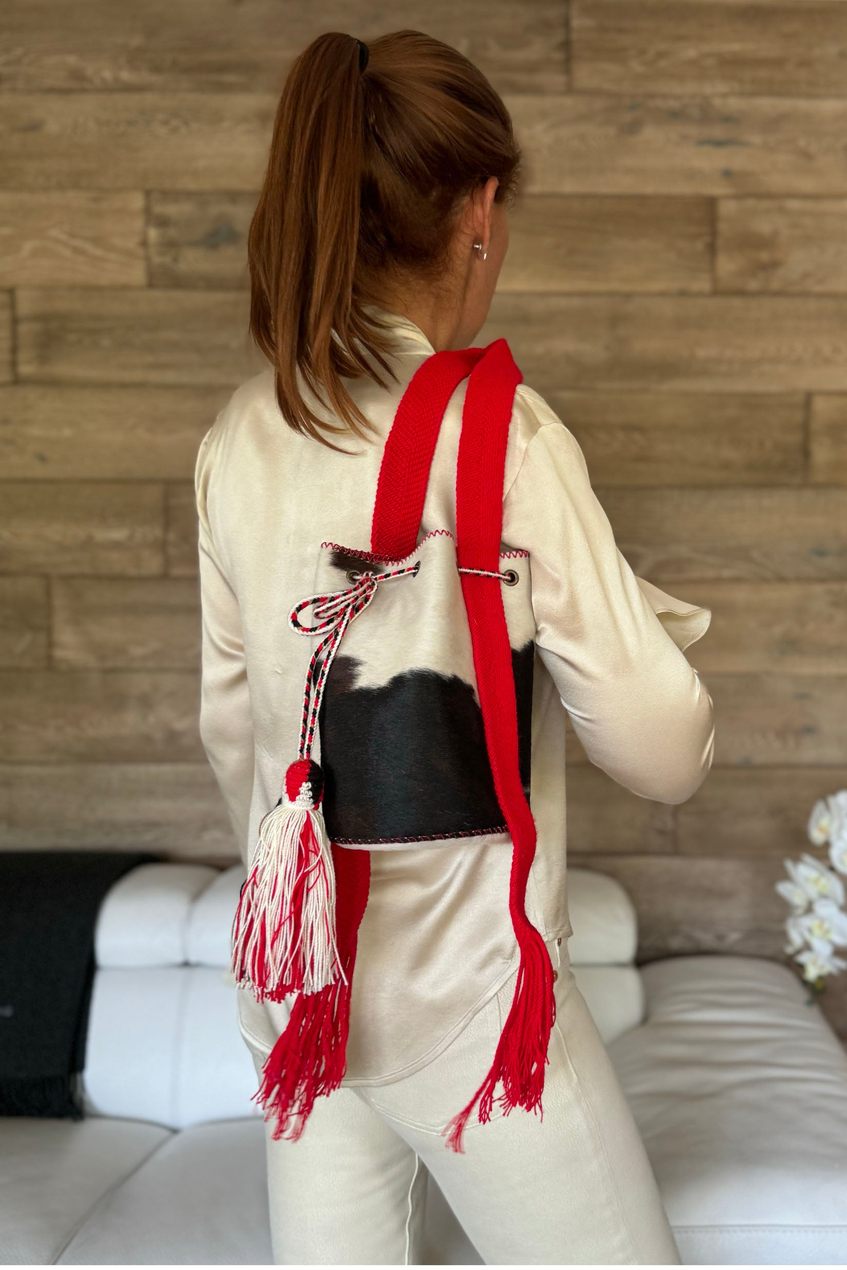 APÜNÜ BUCKET BAG SMALL FURRY B&W - RED #140001