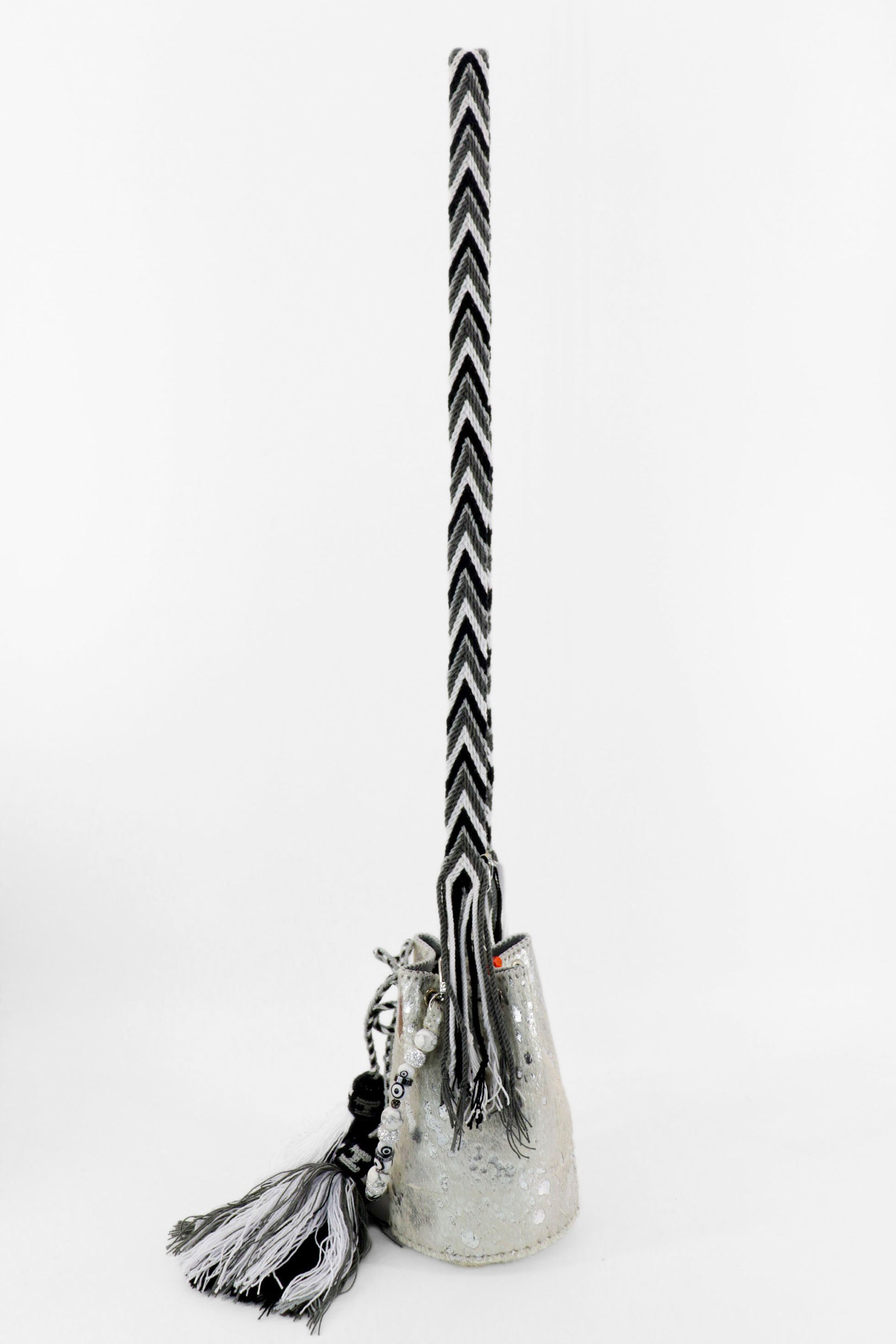 APÜNÜ BUCKET BAG X-SMALL FURRY / SILVER - GRAY #350011