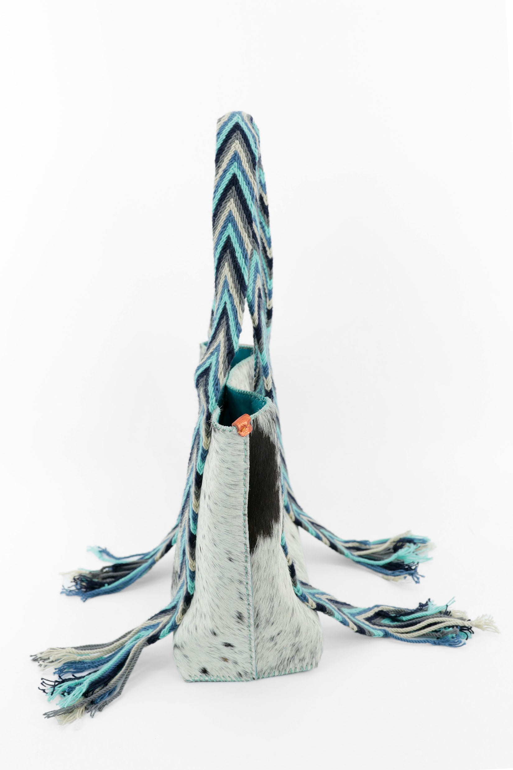 PIAMA TOTE BAG MEDIUM FURRY / WH&BLK - TURQUOISE #190007