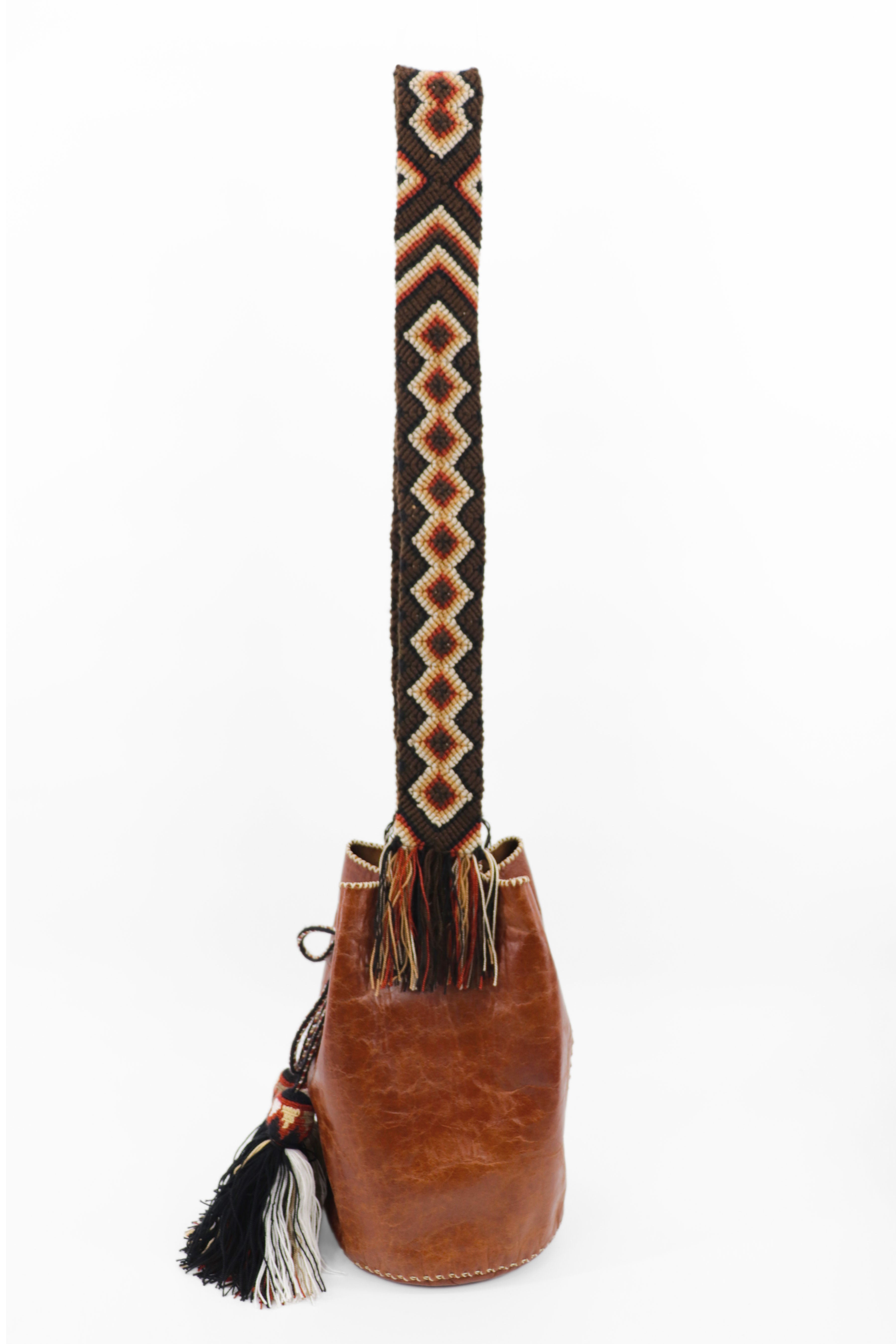 APÜNÜ BUCKET BAG LARGE / COL BRW - COL BRW #110028