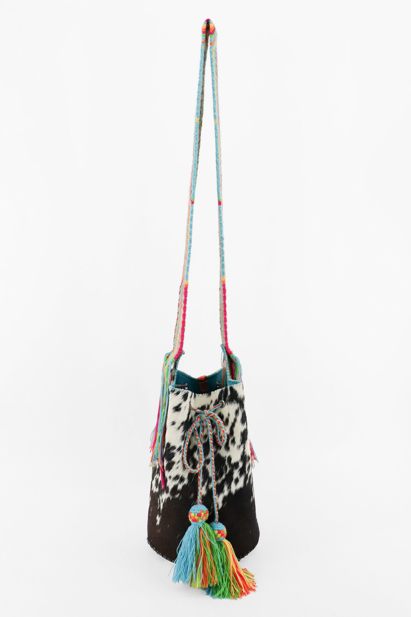 APÜNÜ BUCKET BAG LARGE FURRY / BLK&WH  - BRIGHT BLUE #100013