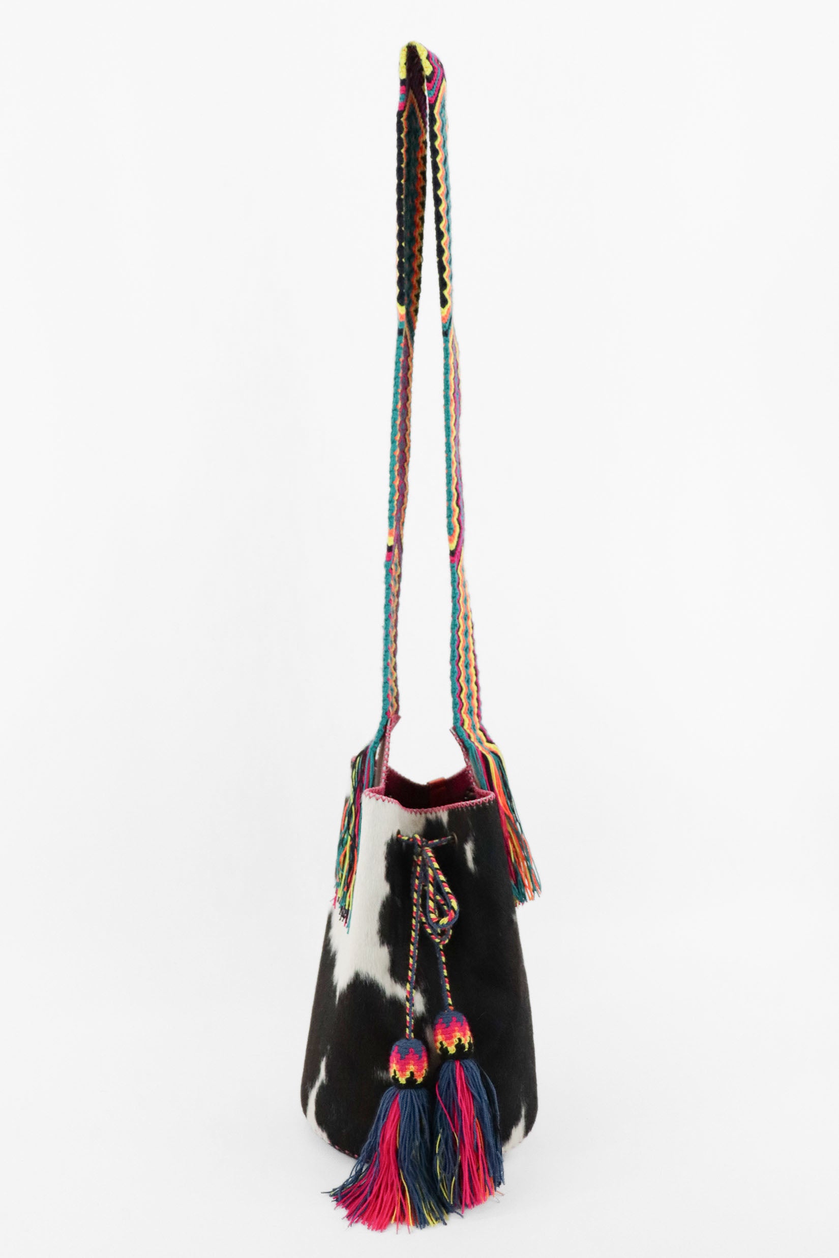 APÜNÜ BUCKET BAG LARGE FURRY / BLK&WH - FUCHSIA #100014