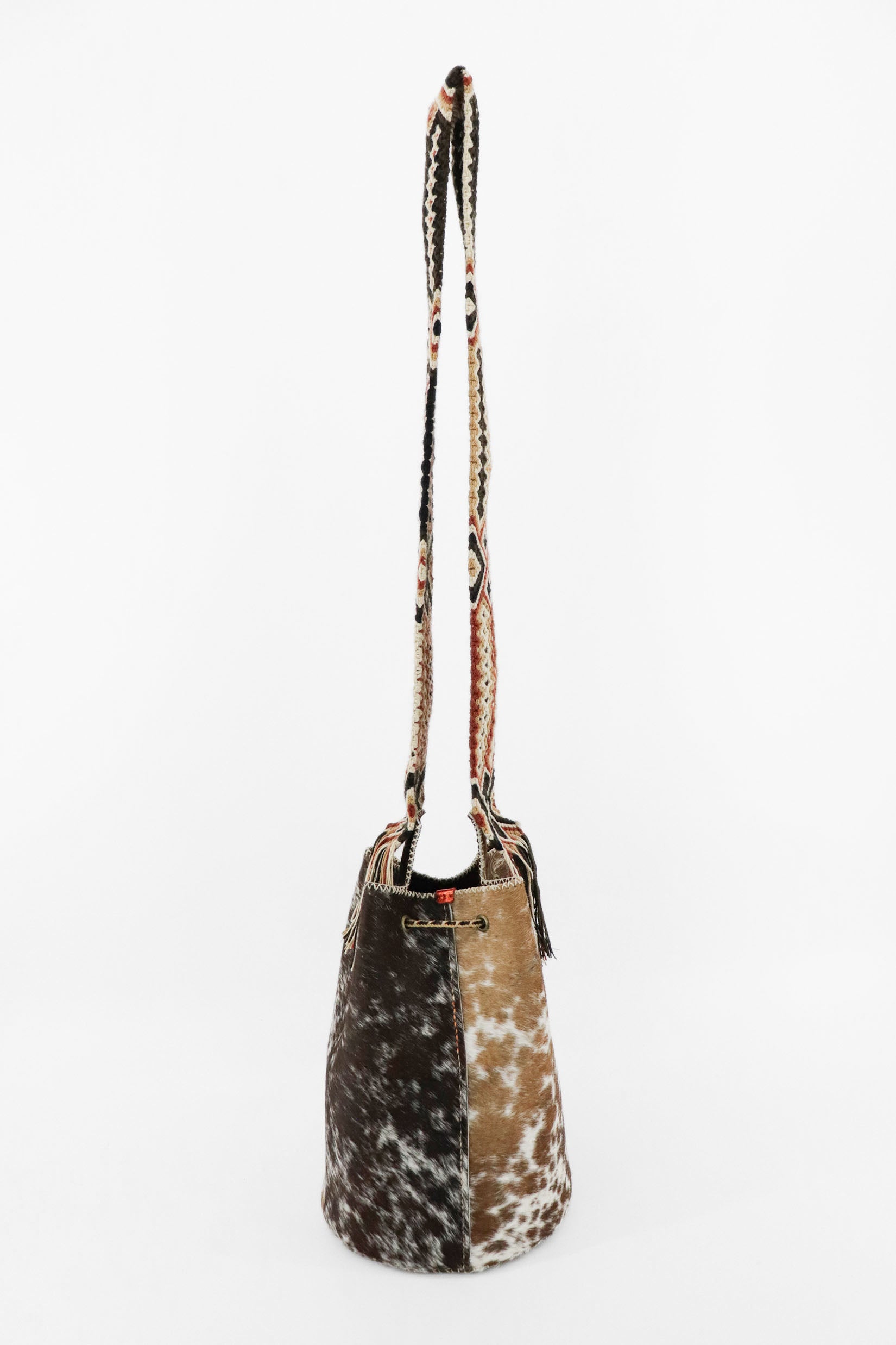 APÜNÜ BUCKET BAG LARGE FURRY / CARM&WH - COLONIAL BRW #100007