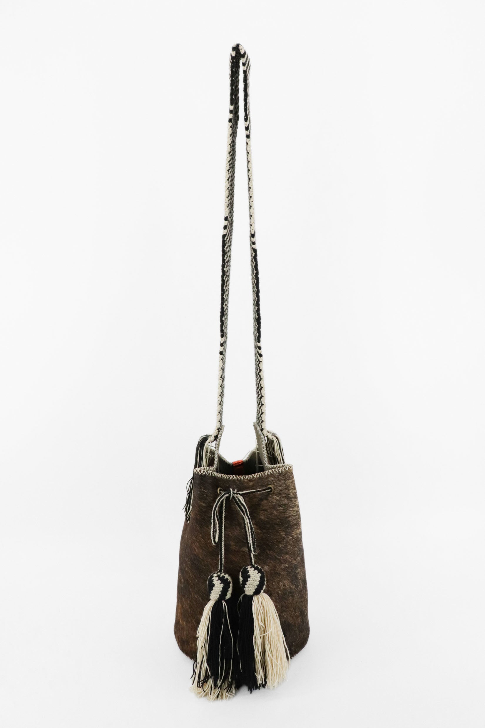 APÜNÜ BUCKET BAG LARGE FURRY / TAUP&BLK  - BEIGE #100005