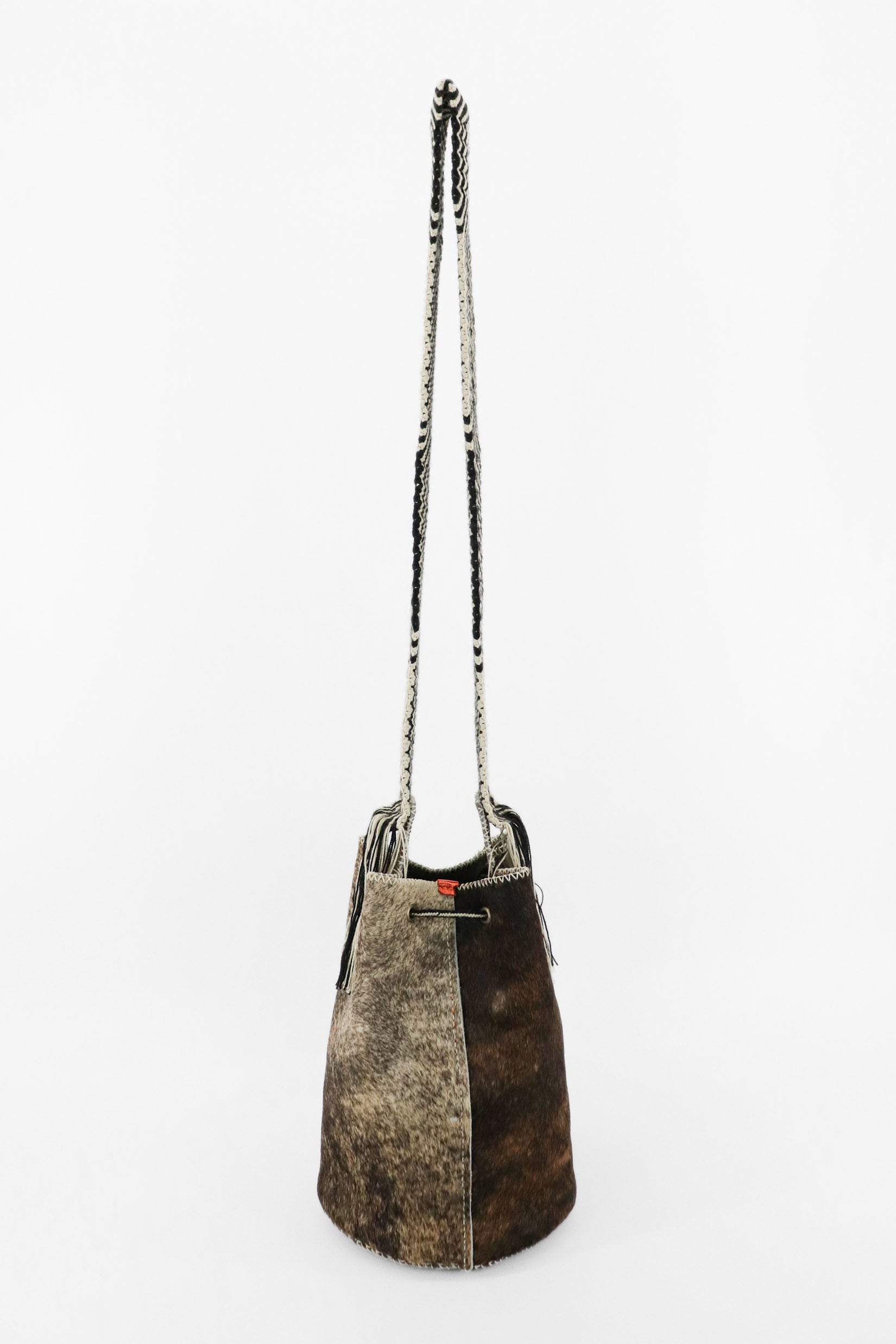 APÜNÜ BUCKET BAG LARGE FURRY / TAUP&BLK  - BEIGE #100005