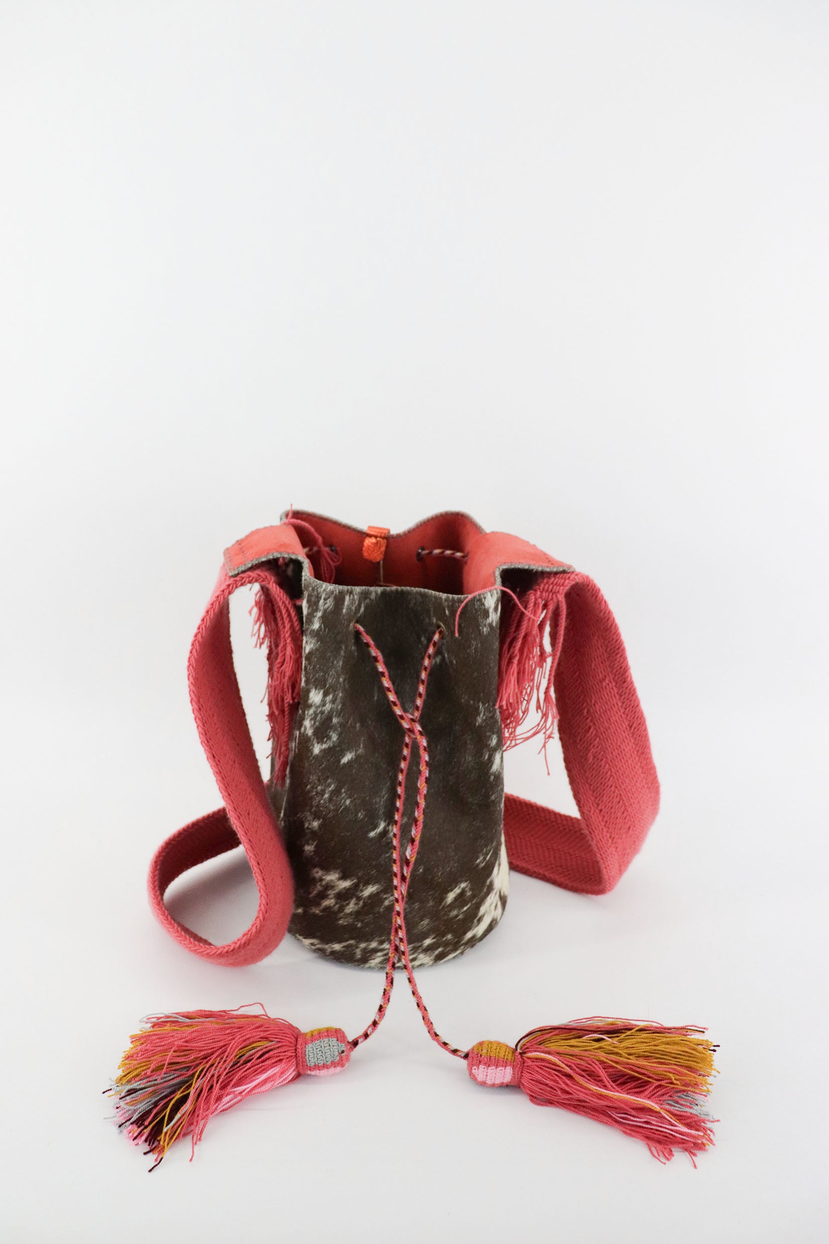 APÜNÜ BUCKET BAG LARGE FURRY / TAUP&WH  - DARK ROSE #100001