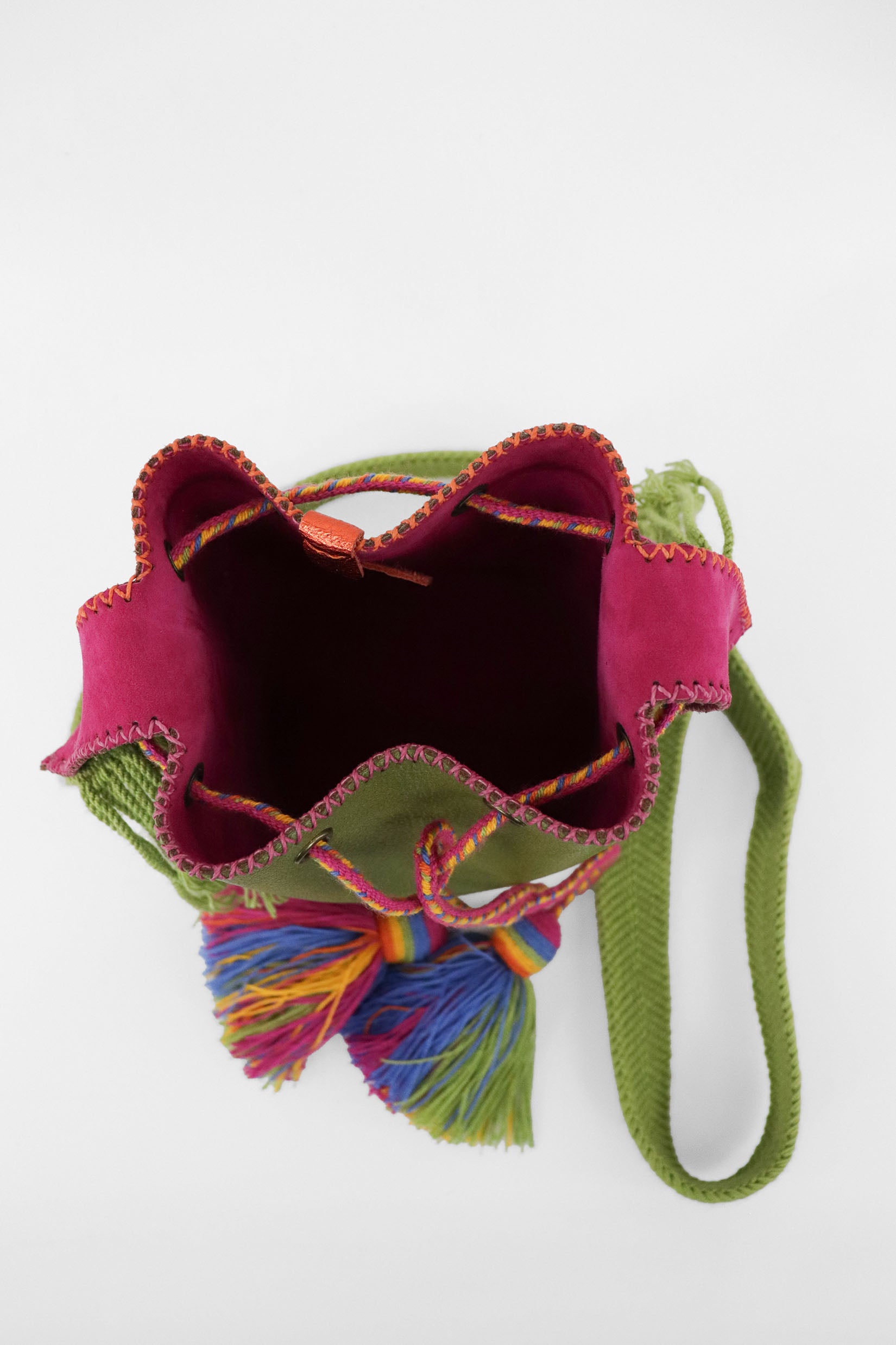 APÜNÜ BUCKET BAG SMALL / APPLE GREEN - FUCHSIA #120019