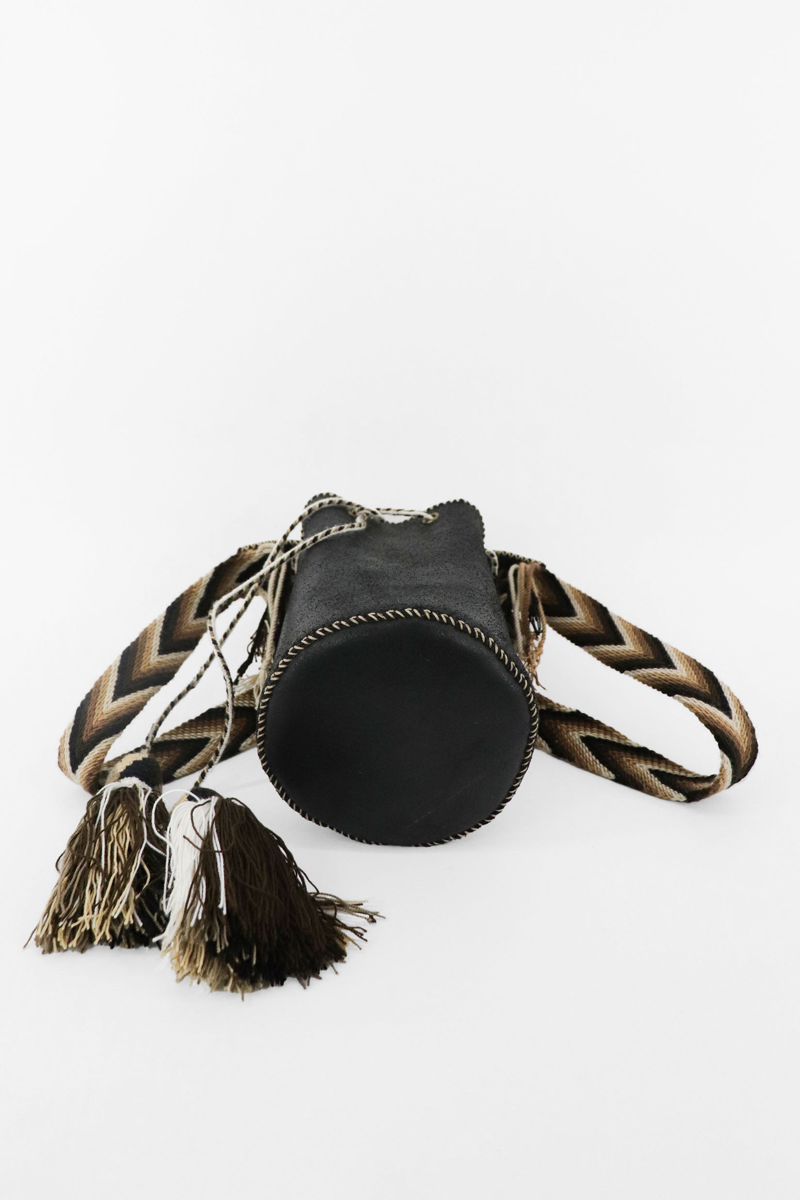 APÜNÜ BUCKET BAG SMALL / BLACK - DARK COL BRW #120005
