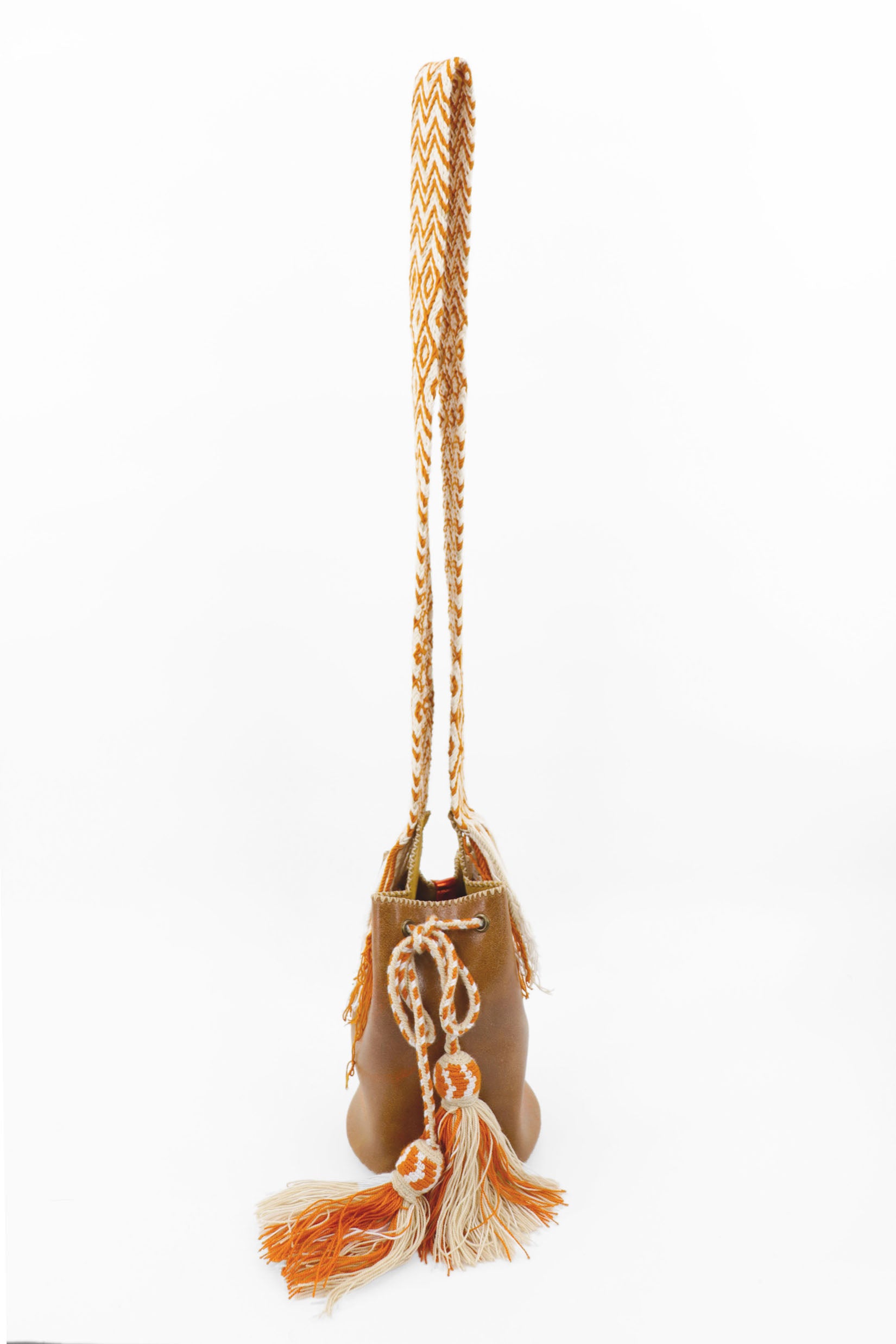 APÜNÜ BUCKET BAG SMALL / DRK CAMEL - MUSTARD #120027