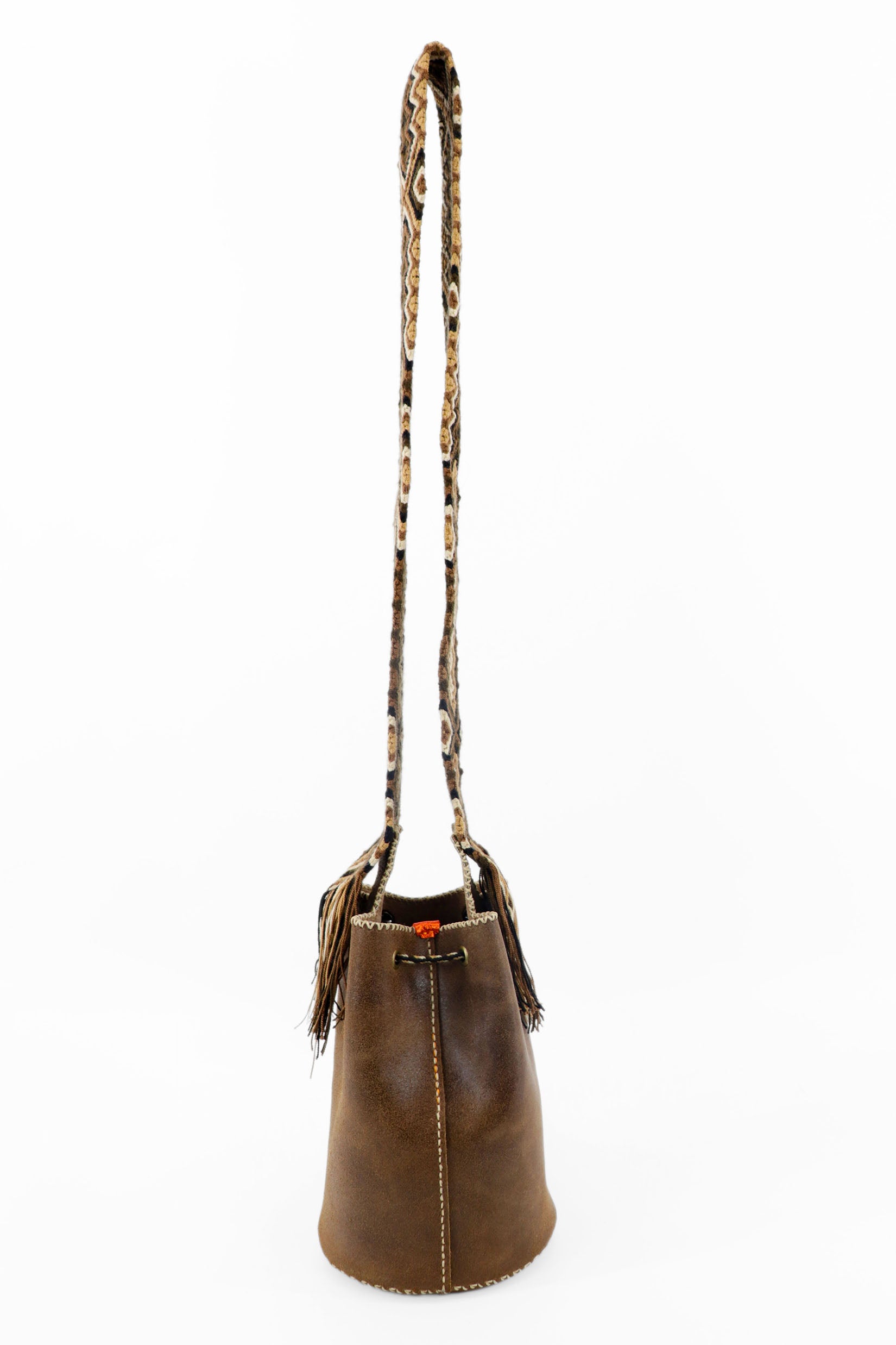 APÜNÜ BUCKET BAG SMALL / BRW - DARK CREAM #120038