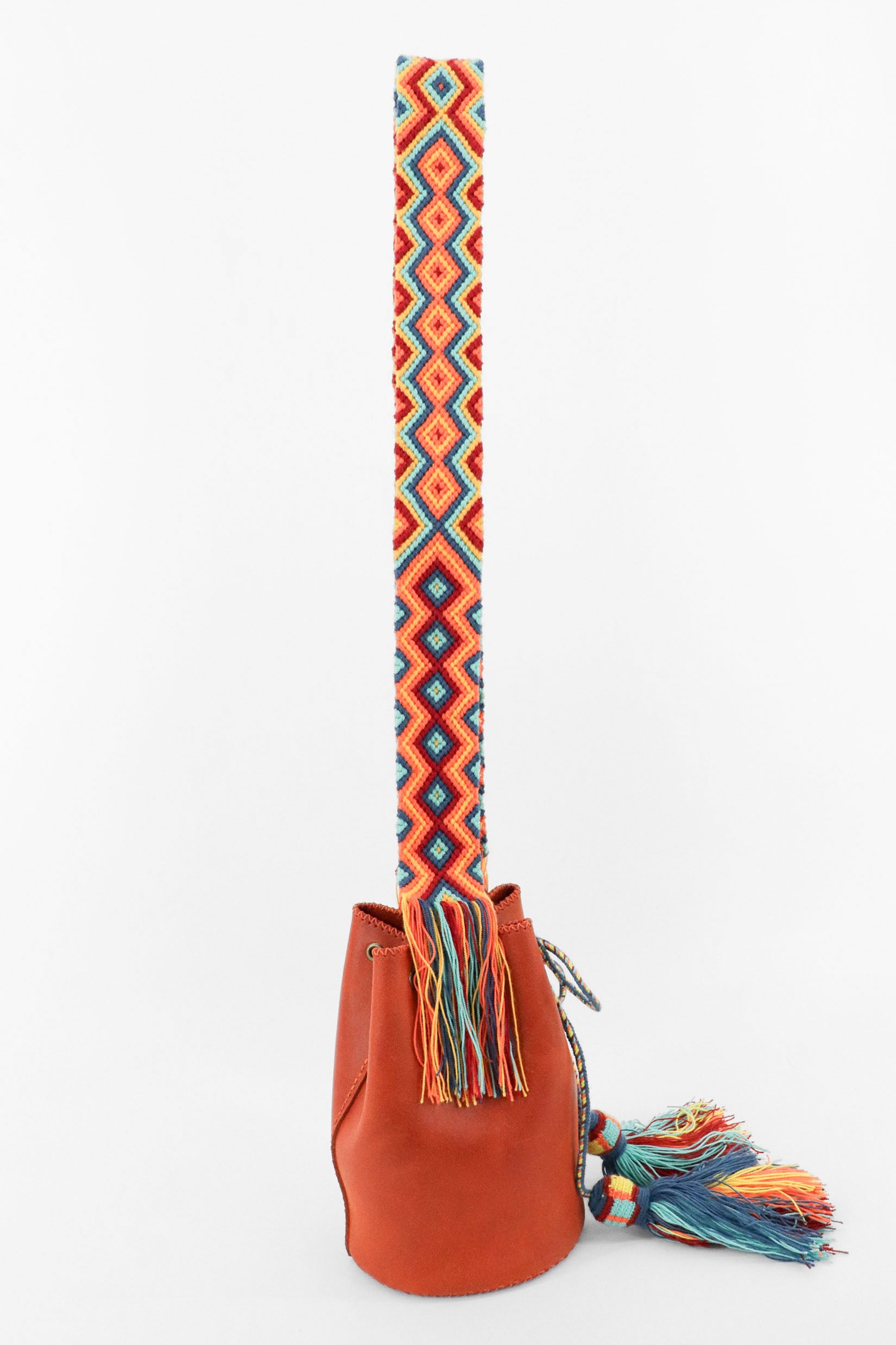 APÜNÜ BUCKET BAG SMALL / ORANGE - ORANGE #120023