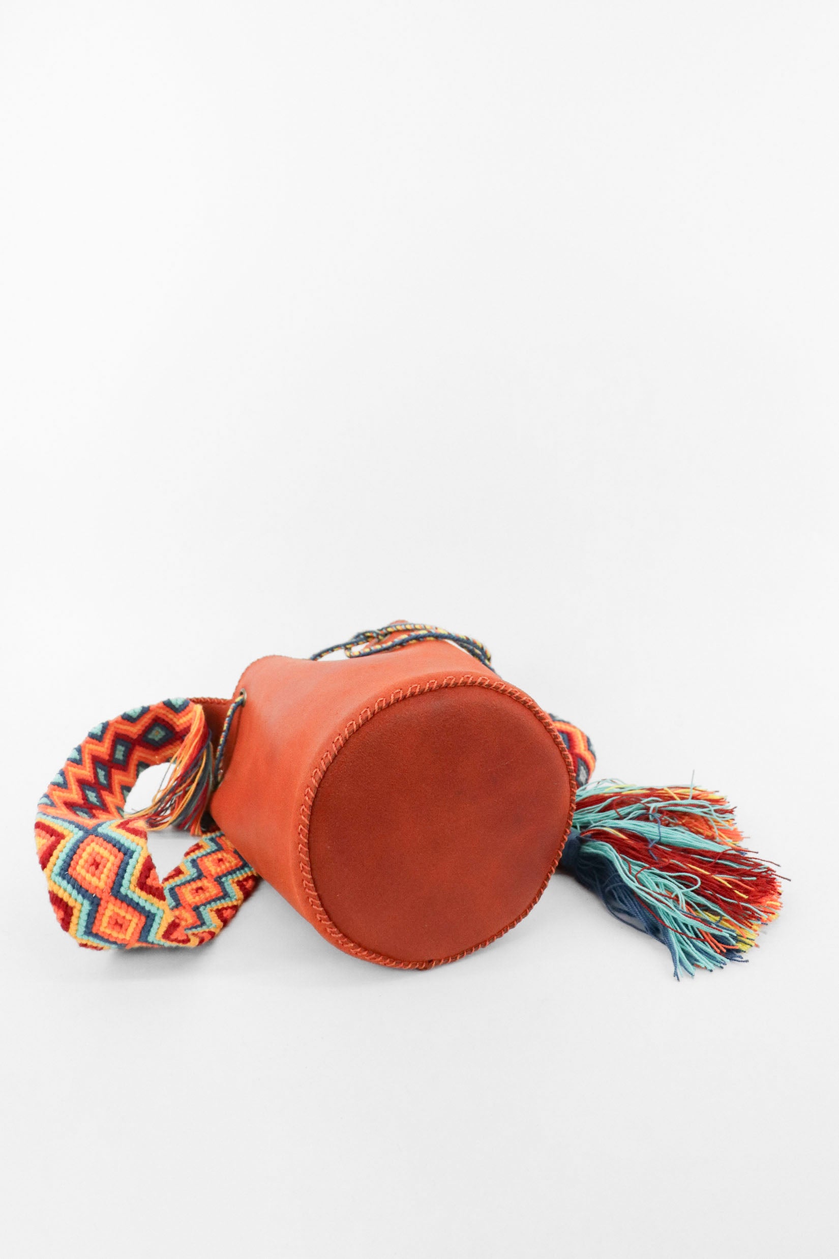 APÜNÜ BUCKET BAG SMALL / ORANGE - ORANGE #120023