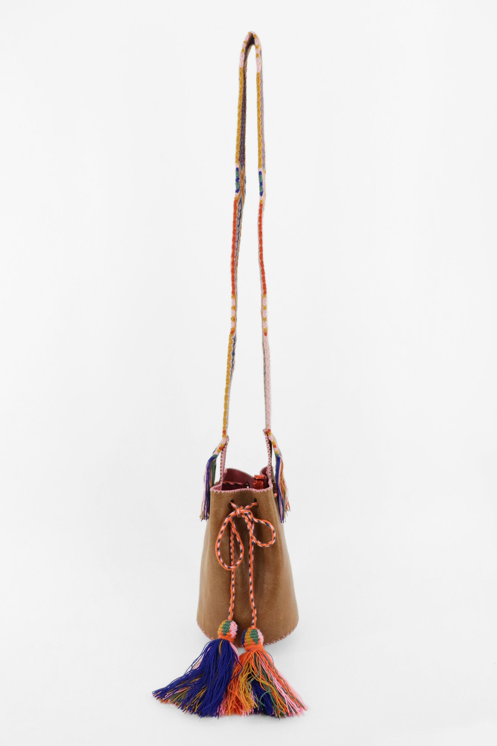 APÜNÜ BUCKET BAG SMALL / CAMEL - PINK #120004