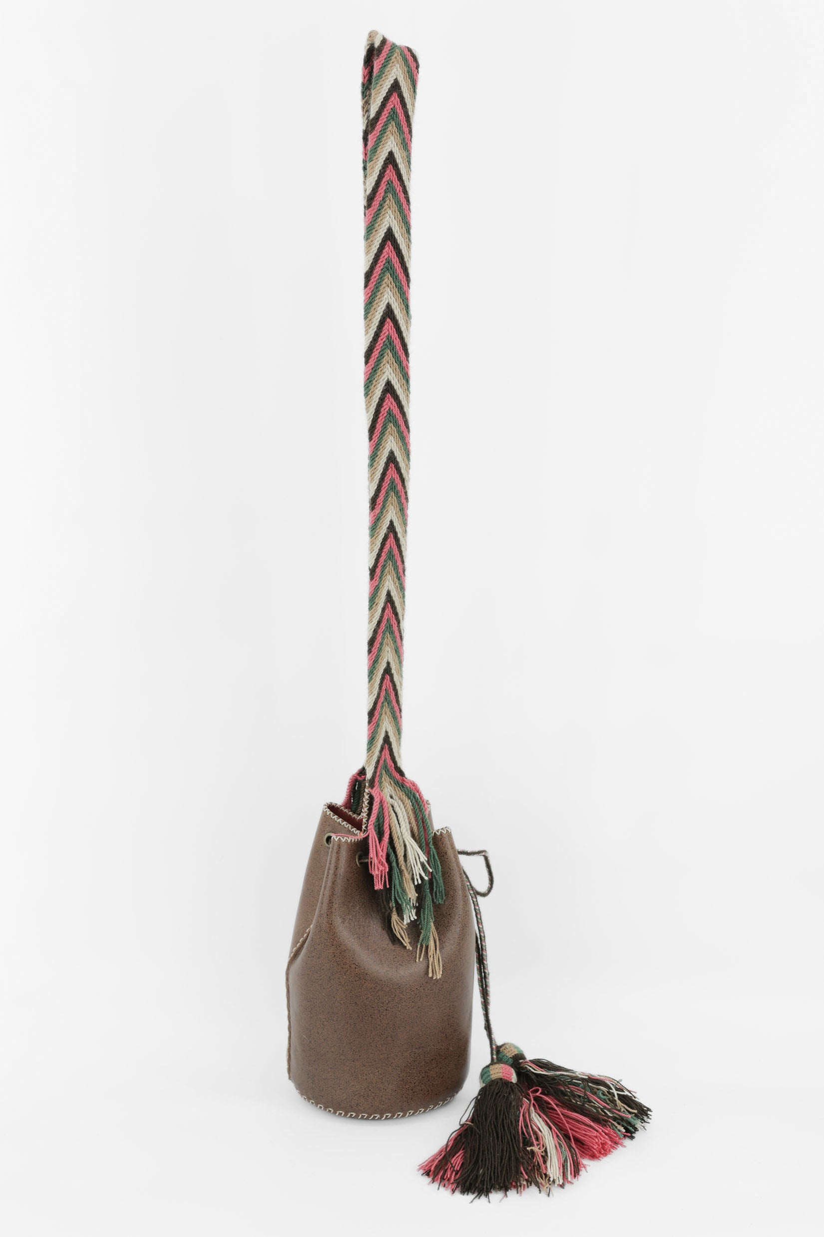 APÜNÜ BUCKET BAG SMALL / BRW - SALMON #120018
