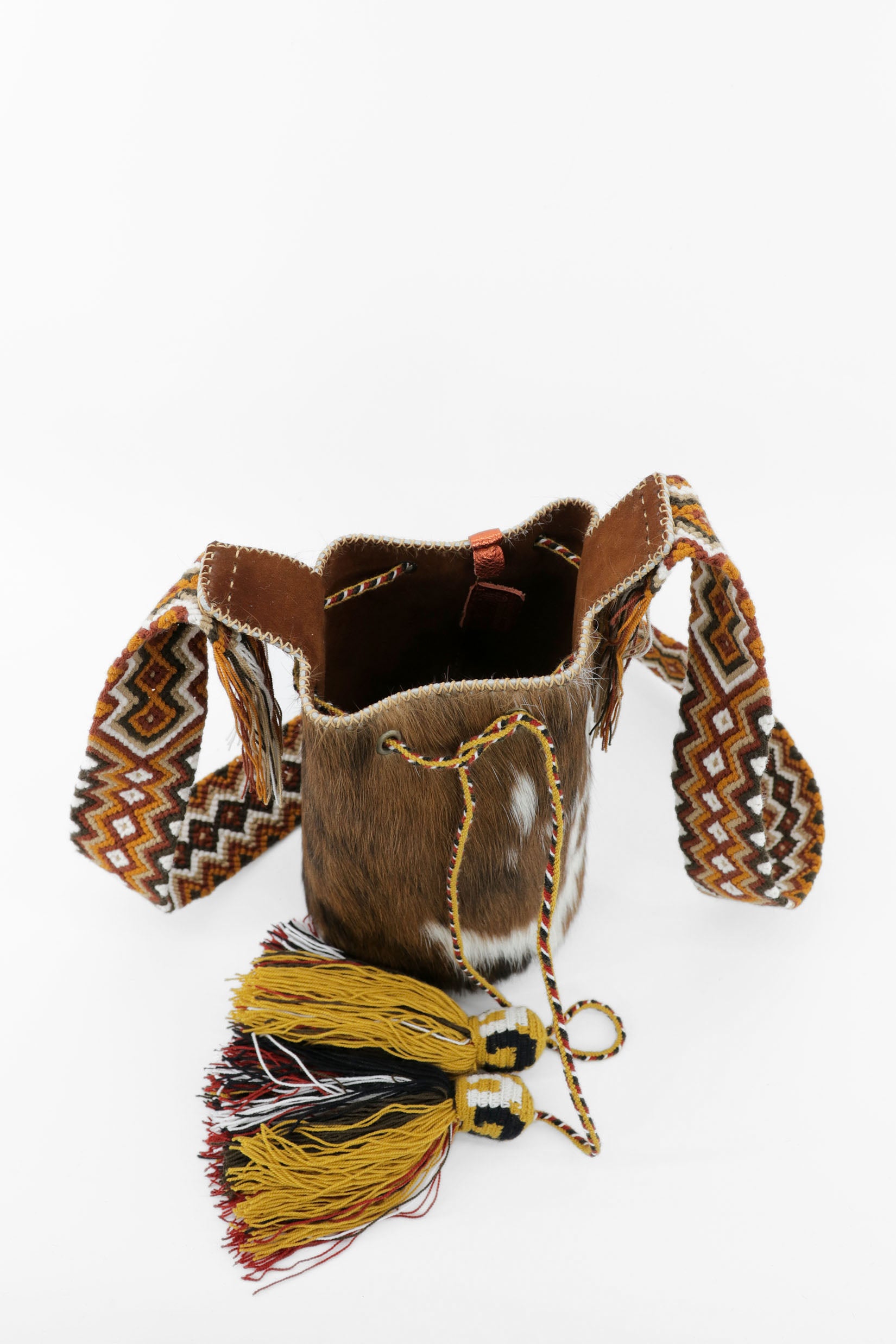 APÜNÜ BUCKET BAG SMALL FURRY / BRW BLK&WH - COLONIAL BRW #130006
