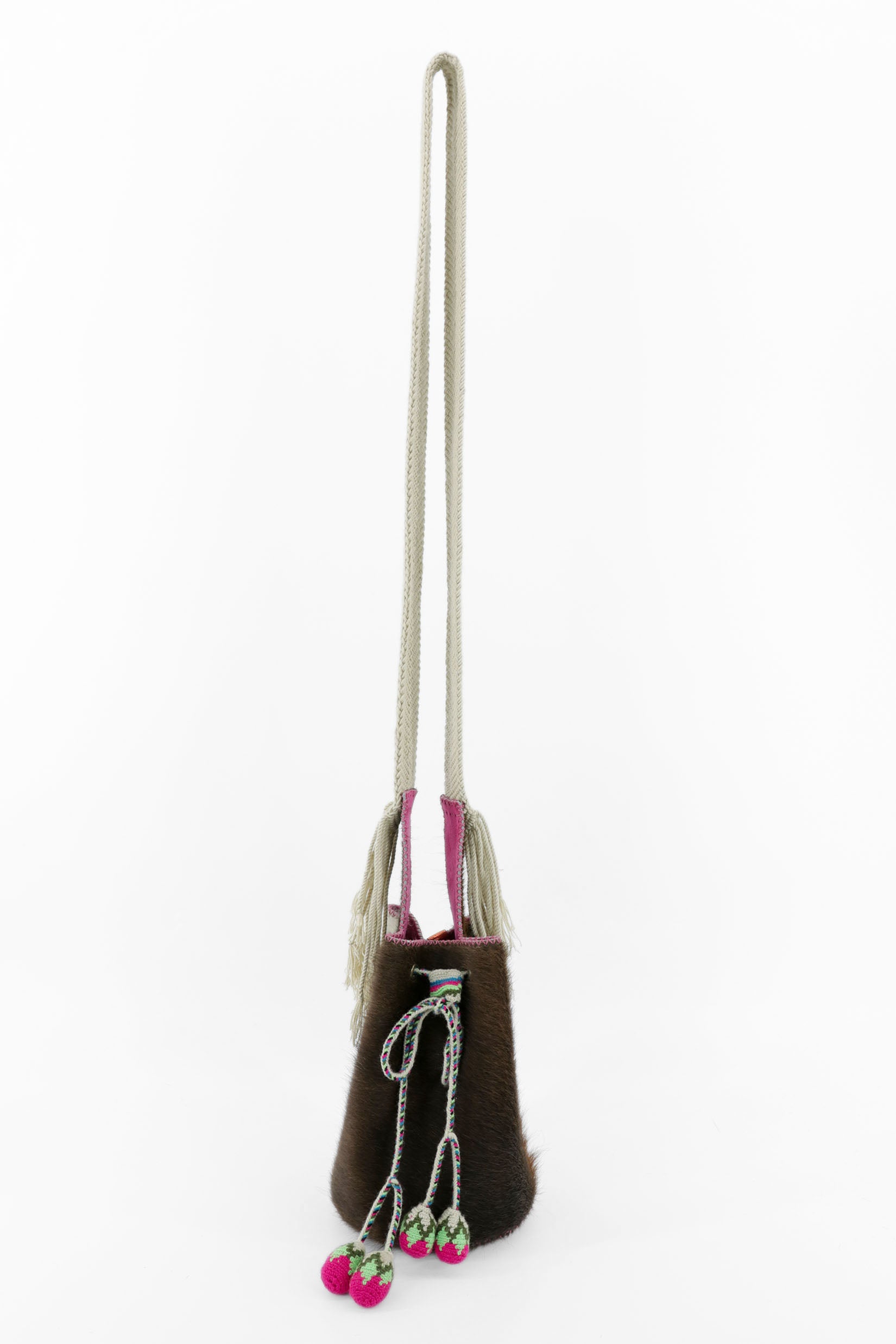 APÜNÜ BUCKET BAG SMALL FURRY / DARK BRW&WH - FUCHSIA #130015