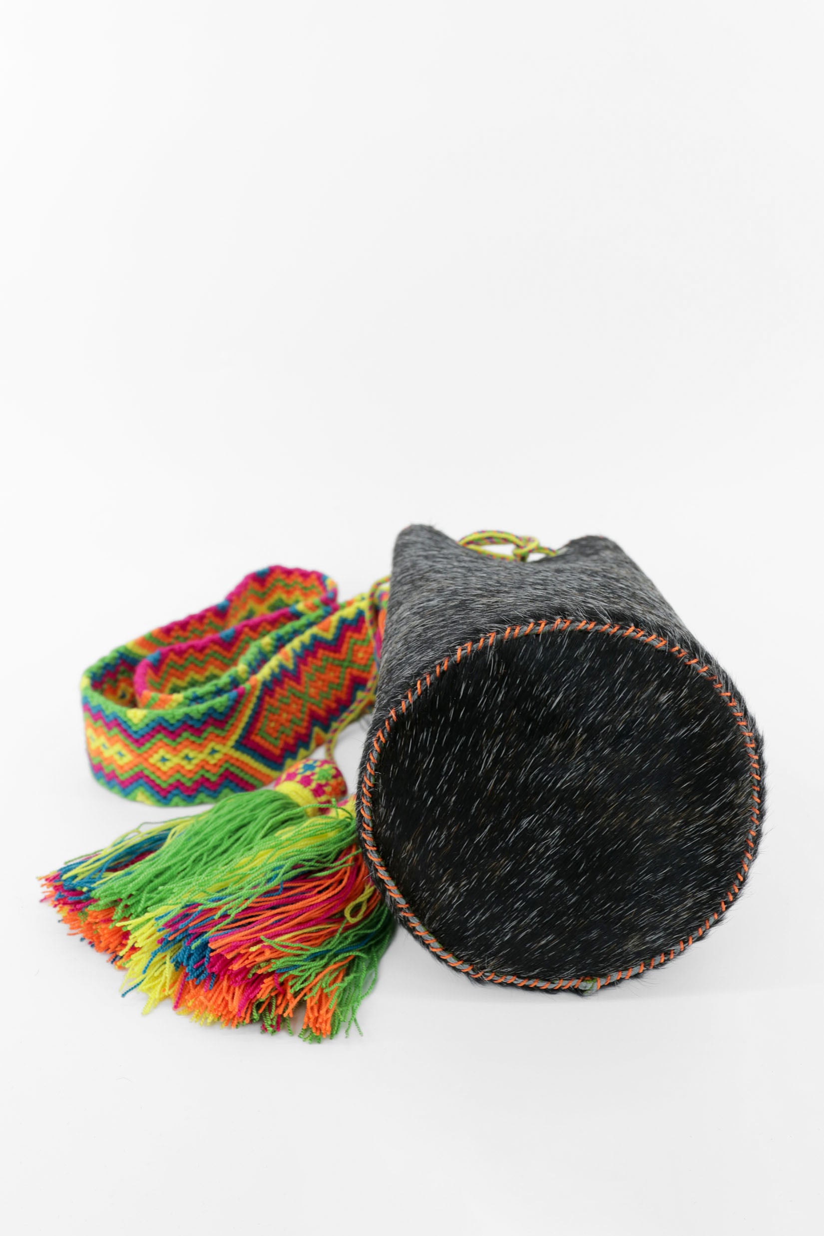 APÜNÜ BUCKET BAG SMALL / DARK GRAY - APPLE GREEN #130014