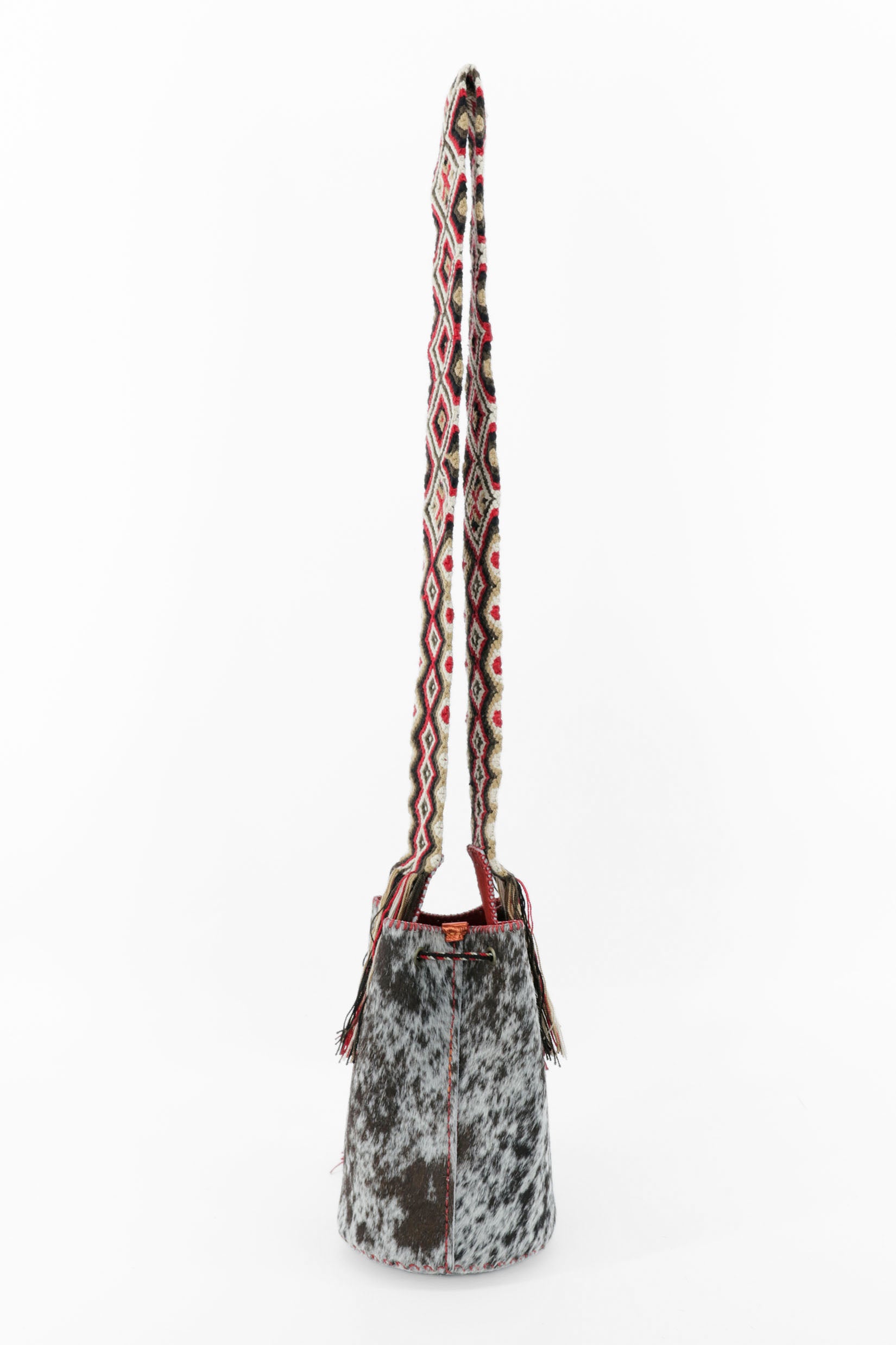APÜNÜ BUCKET BAG SMALL FURRY / BLK&WH - BRICK #130005