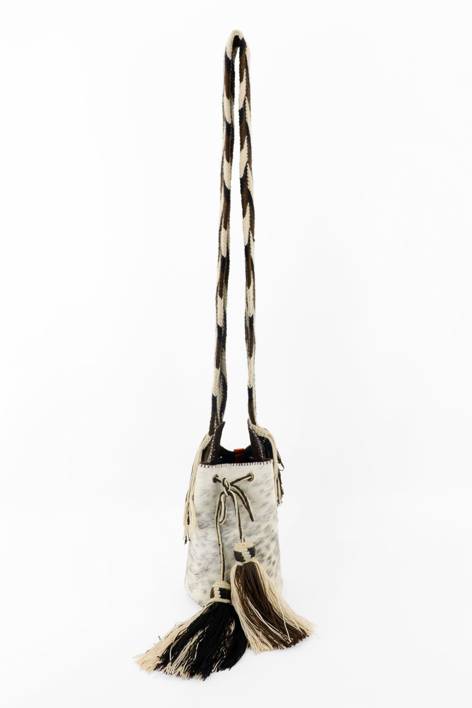 APÜNÜ BUCKET BAG SMALL FURRY / WH&BRW - DRK BRW #130018