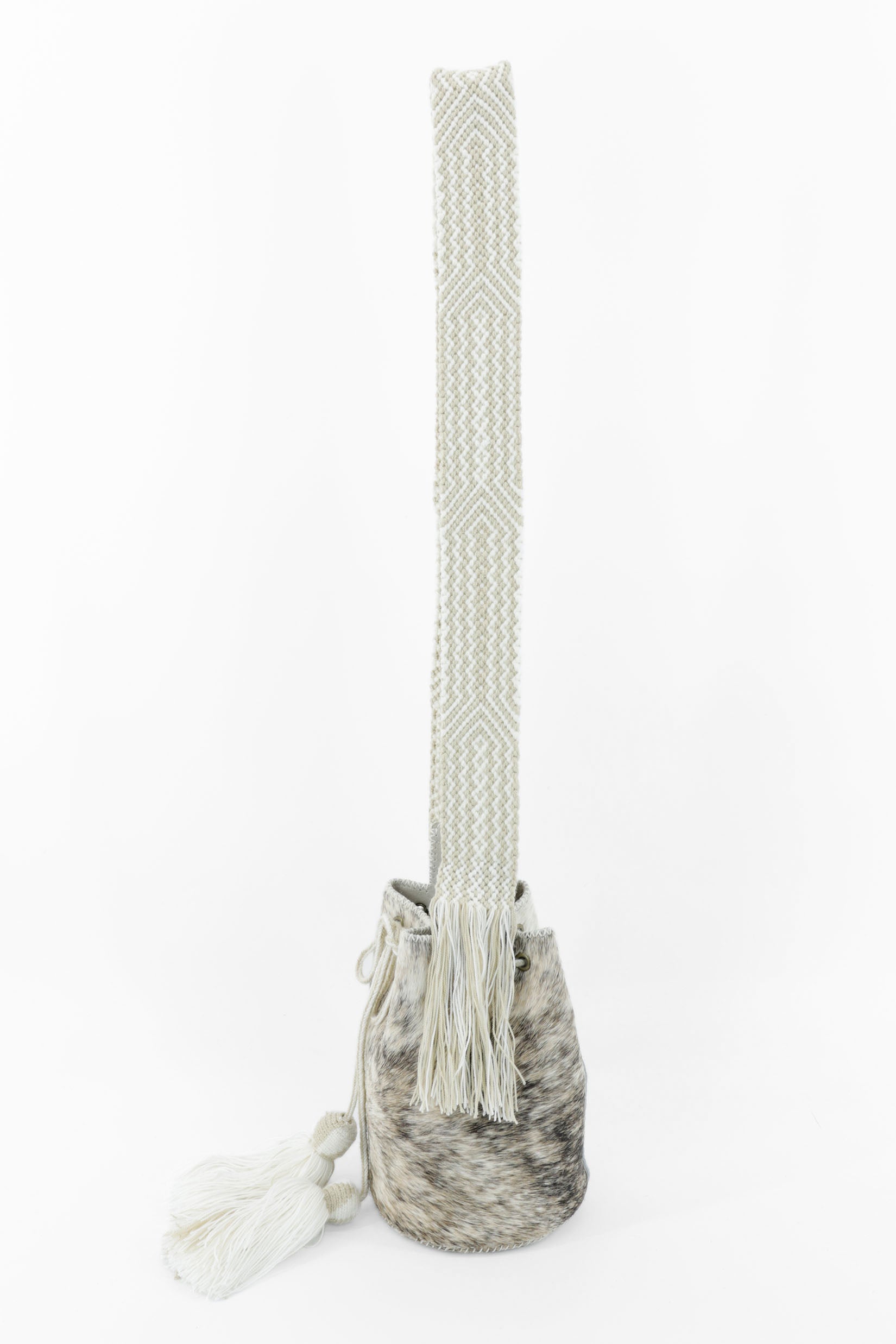 APÜNÜ BUCKET BAG SMALL FURRY / WH&TAUPE - LIGHT BEIGE #130004