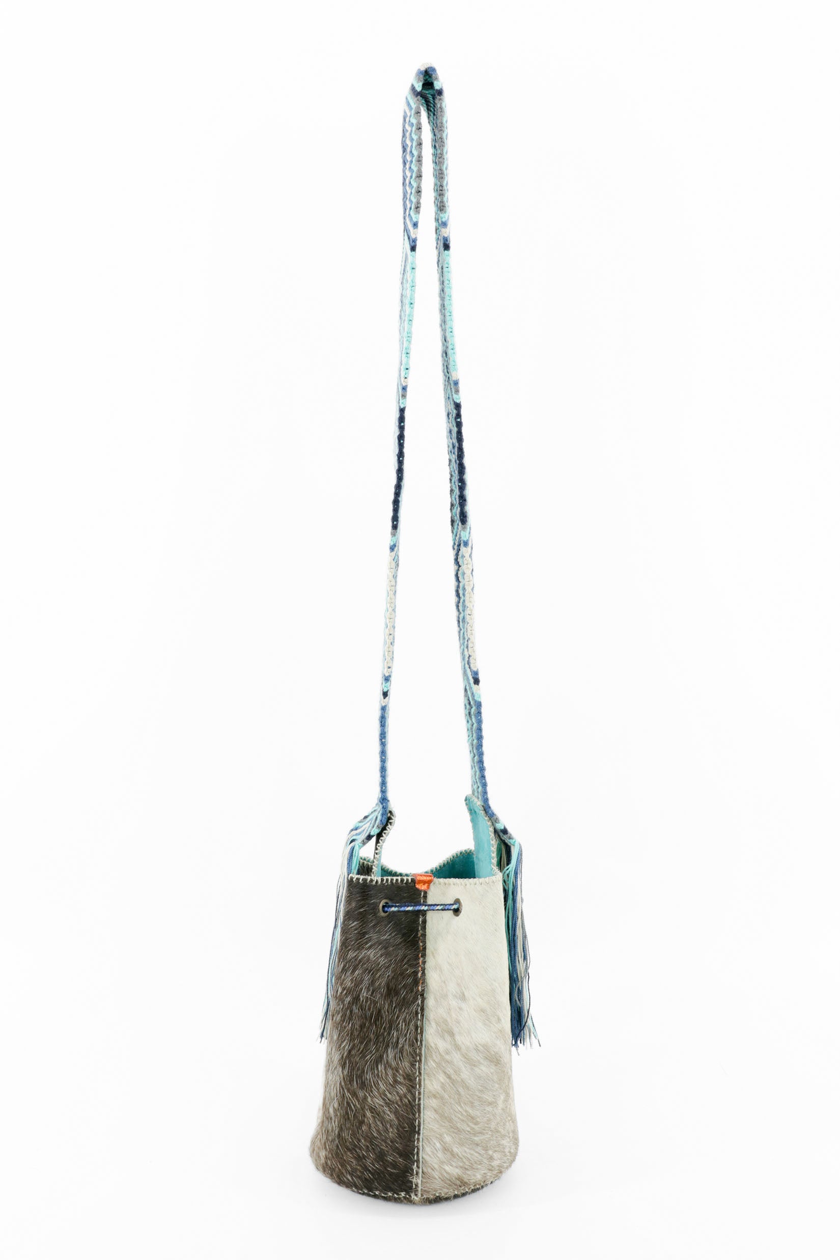 APÜNÜ BUCKET BAG SMALL FURRY / WH&TAUPE - LIGHT TURQUOISE #130010