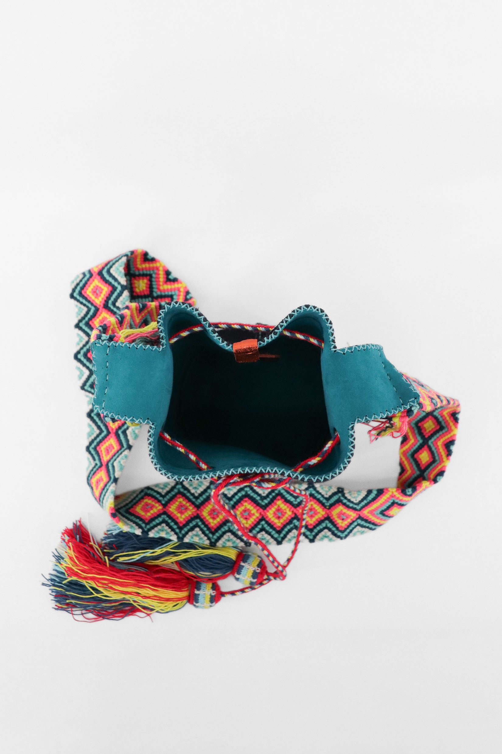 APÜNÜ BUCKET BAG SMALL / NAVY SUEDE - LIGHT TURQUOISE #120013