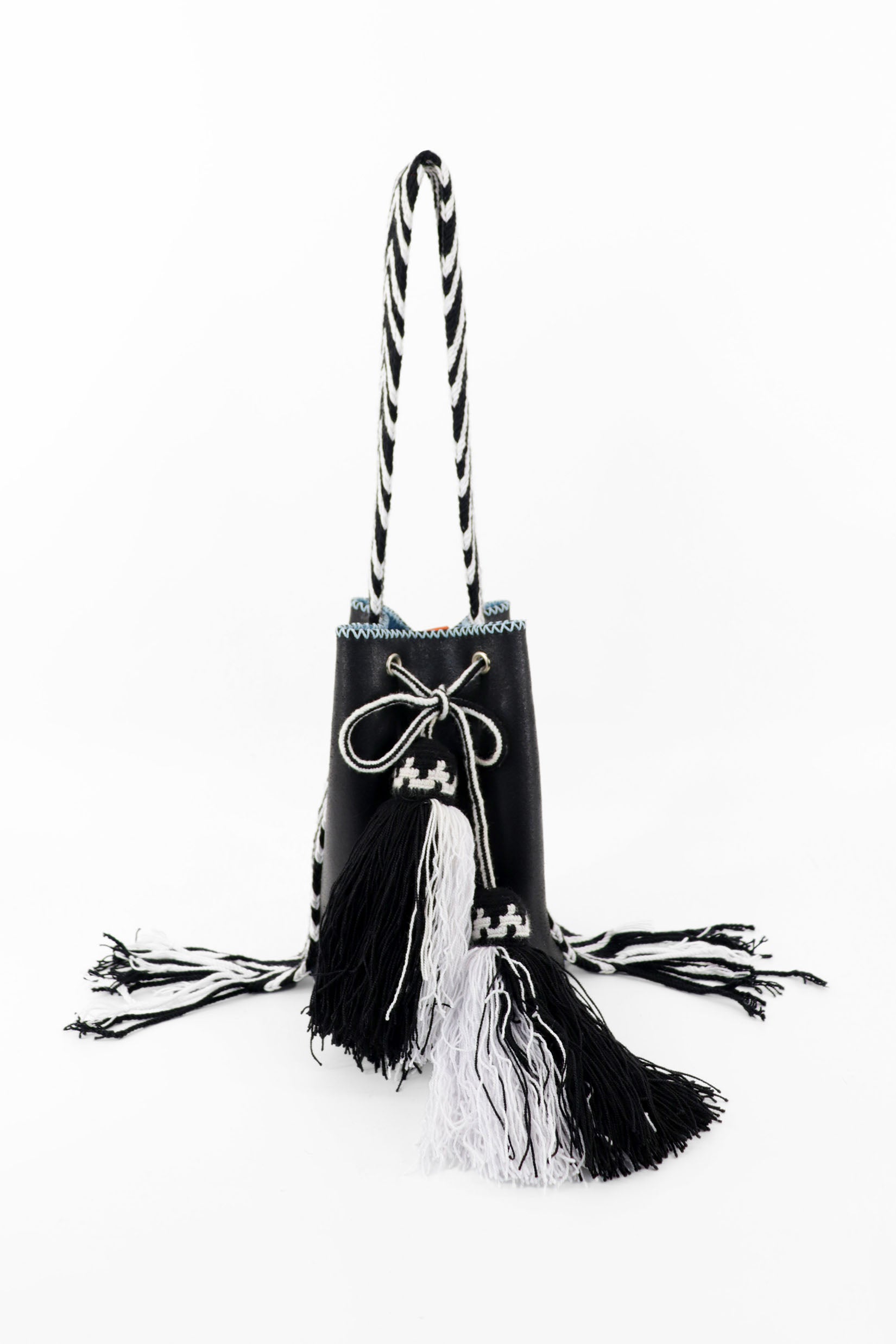 APÜNÜ BUCKET BAG SMALL / BLACK - SKY BLUE #150013