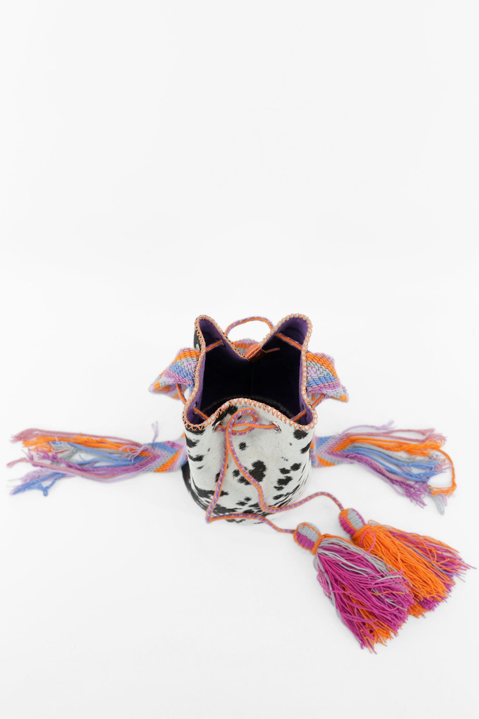 APÜNÜ BUCKET BAG SMALL FURRY / BLK&WH - LILAC #140006