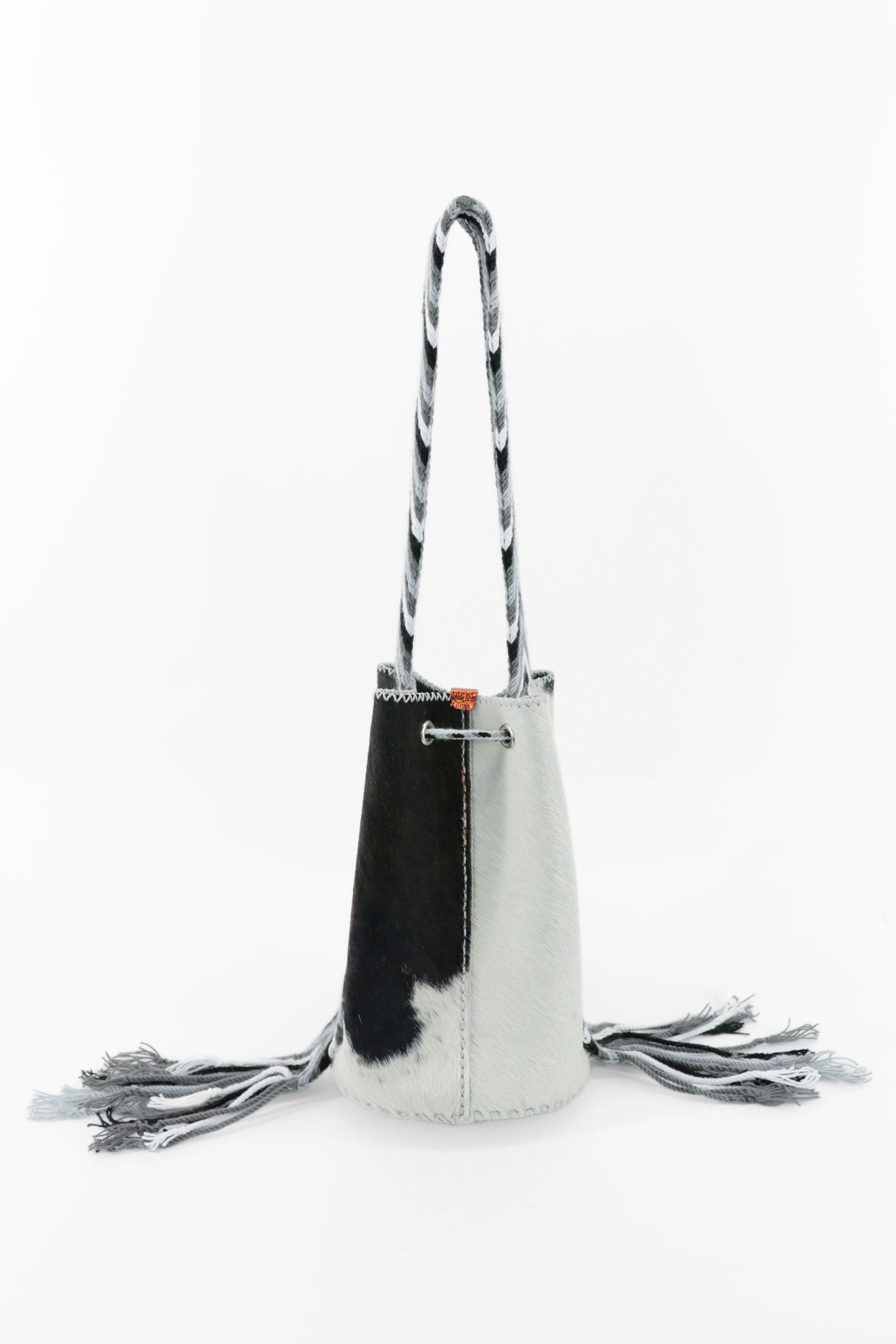 APÜNÜ BUCKET BAG SMALL FURRY / B&W -  DARK GRAY #140003