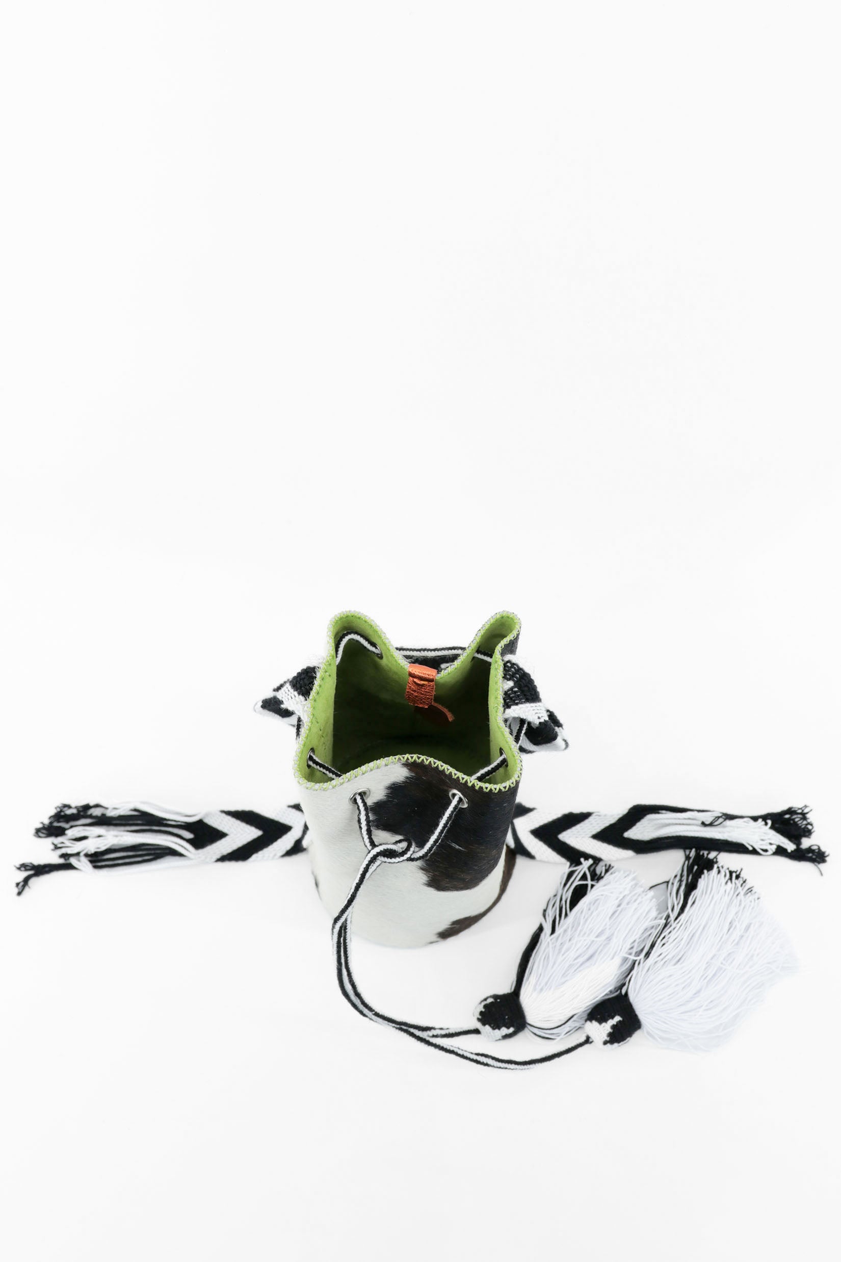 APÜNÜ BUCKET BAG SMALL FURRY / B&W -  LIGHT LIME GREEN #140004