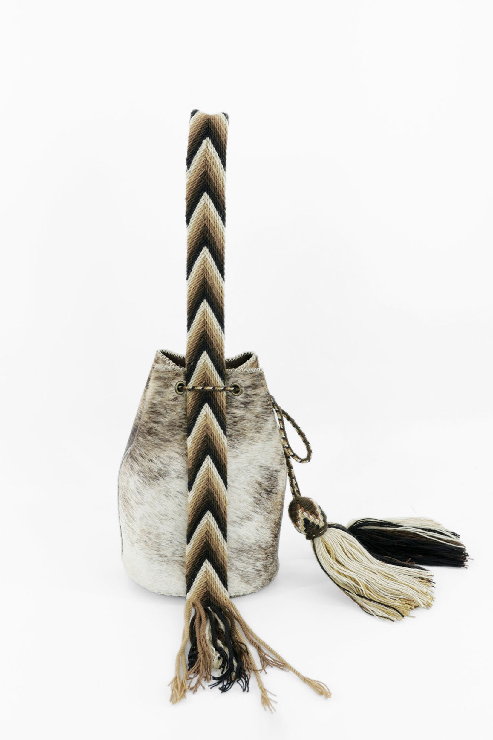 APÜNÜ BUCKET BAG SMALL FURRY / TAUP&WH - DARK BROWN #140008