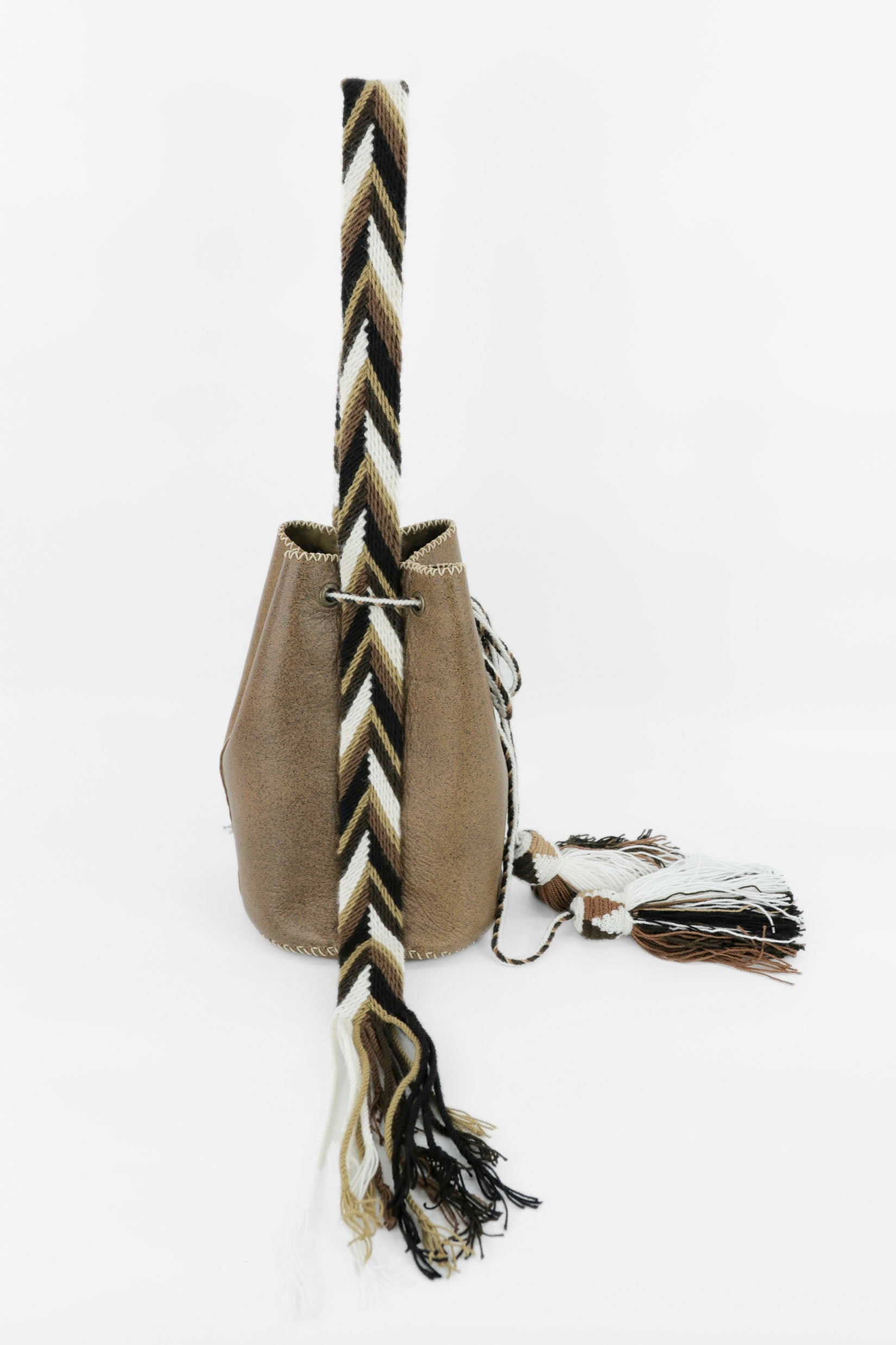 APÜNÜ BUCKET BAG SMALL / BRW - DRK BRW #150001