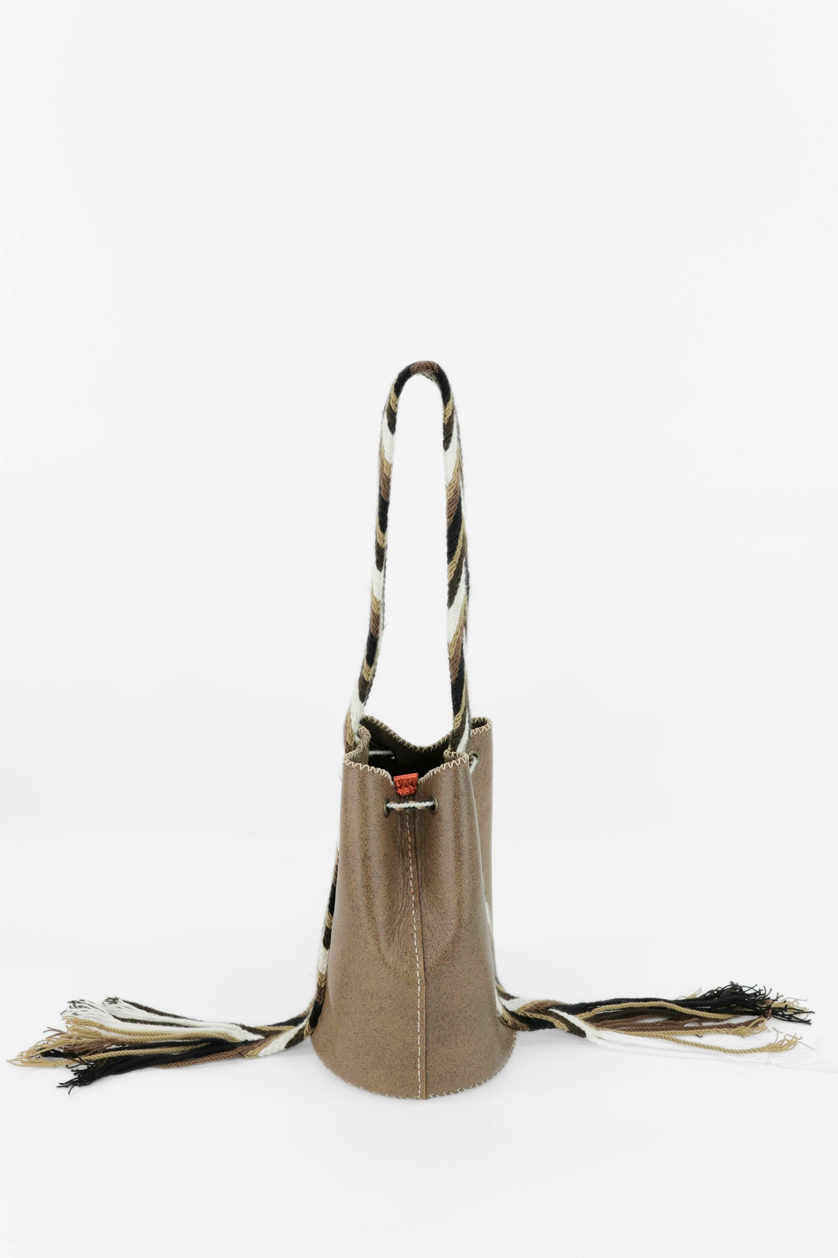 APÜNÜ BUCKET BAG SMALL / BRW - DRK BRW #150001