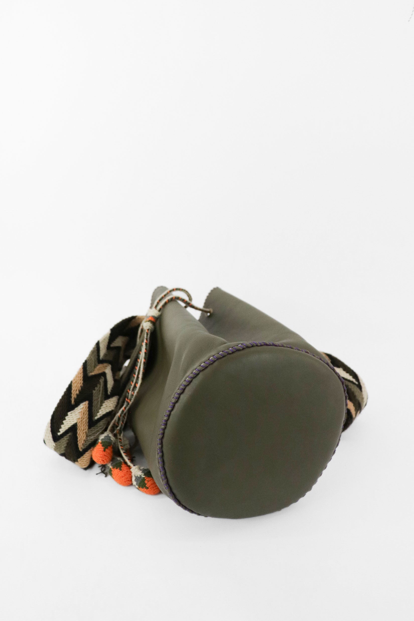 APÜNÜ BUCKET BAG LARGE / OLIVE GREEN - PURPLE #110009