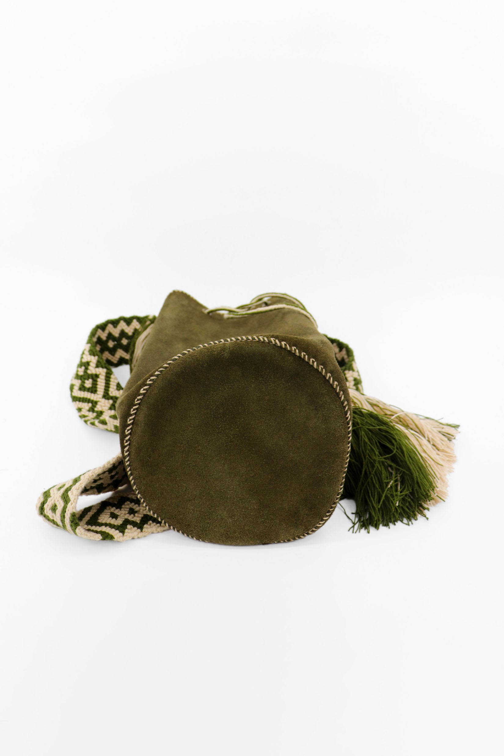 APÜNÜ BUCKET BAG LARGE / OLIVE SUEDE - DRK CREAM #110029