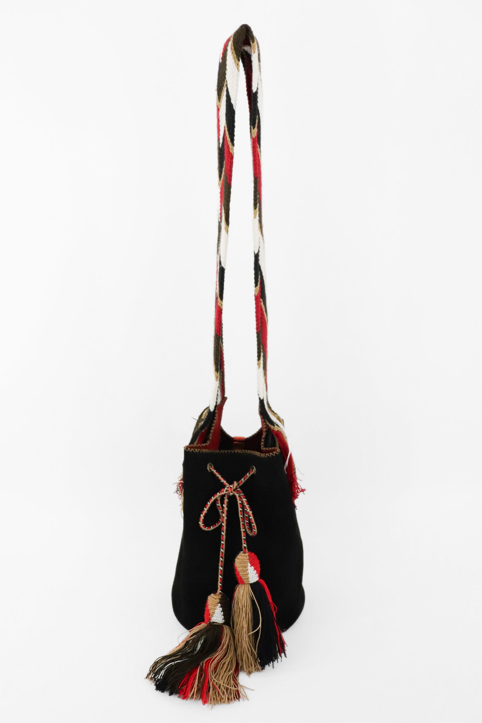 APÜNÜ BUCKET BAG LARGE / BLACK SUEDE - RED #110015