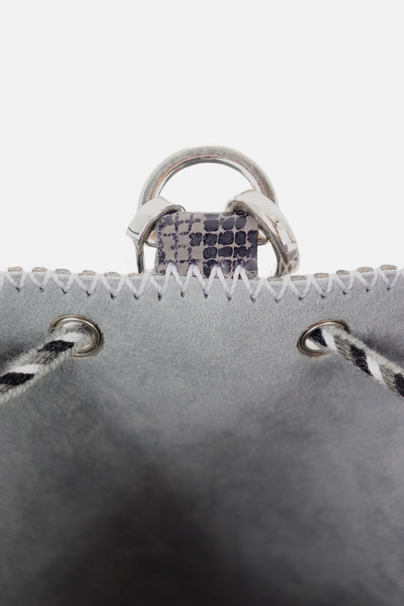 APÜNÜ BUCKET BAG X-SMALL / DRK GRAY PYTHON - GRAY #360003