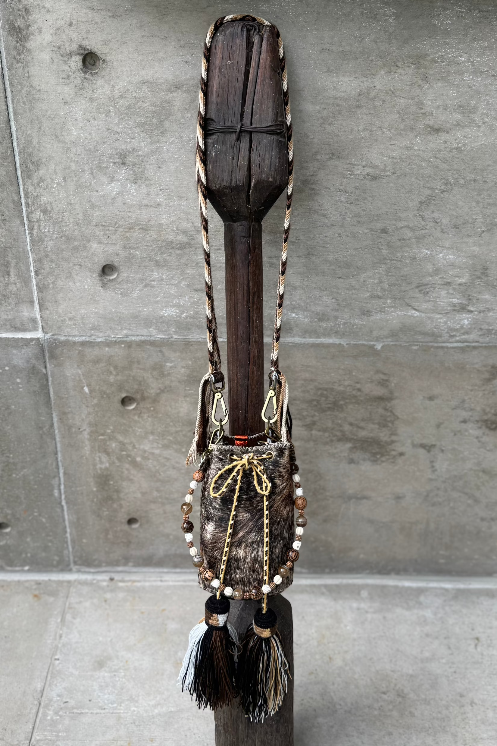 APÜNÜ BUCKET BAG X-SMALL FURRY / BRW&BLK - DRK BRW #350014