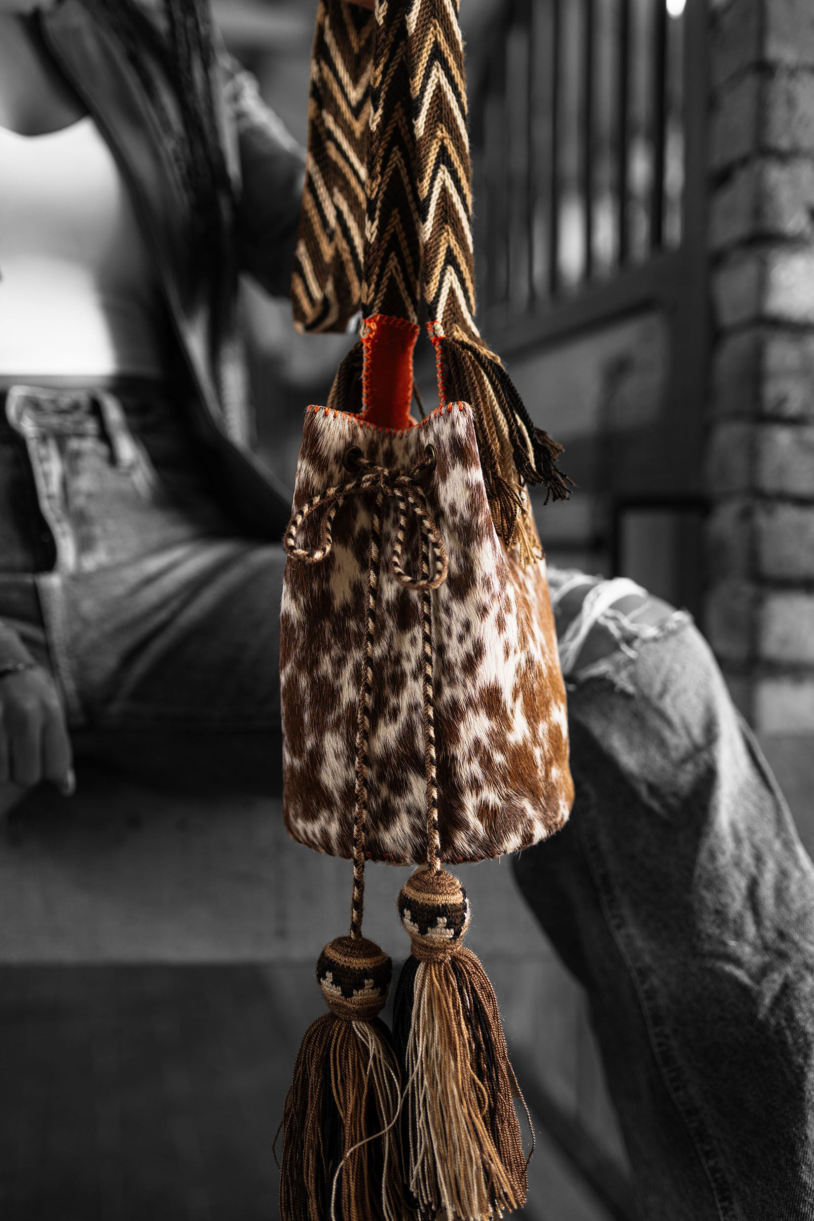 APÜNÜ BUCKET BAG SMALL FURRY / CARM&WH - ORANGE #130009