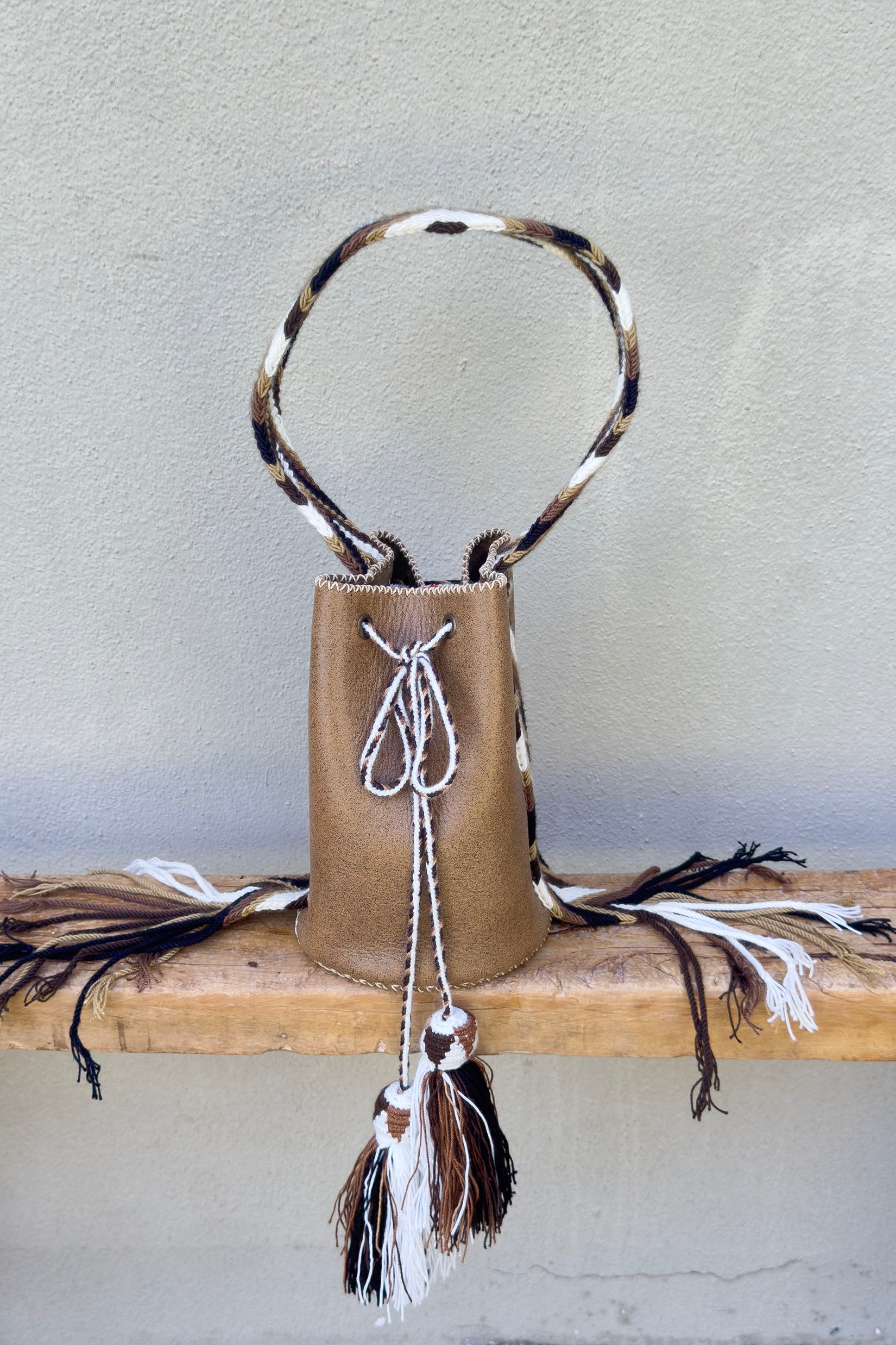 APÜNÜ BUCKET BAG SMALL / BRW - DRK BRW #150001