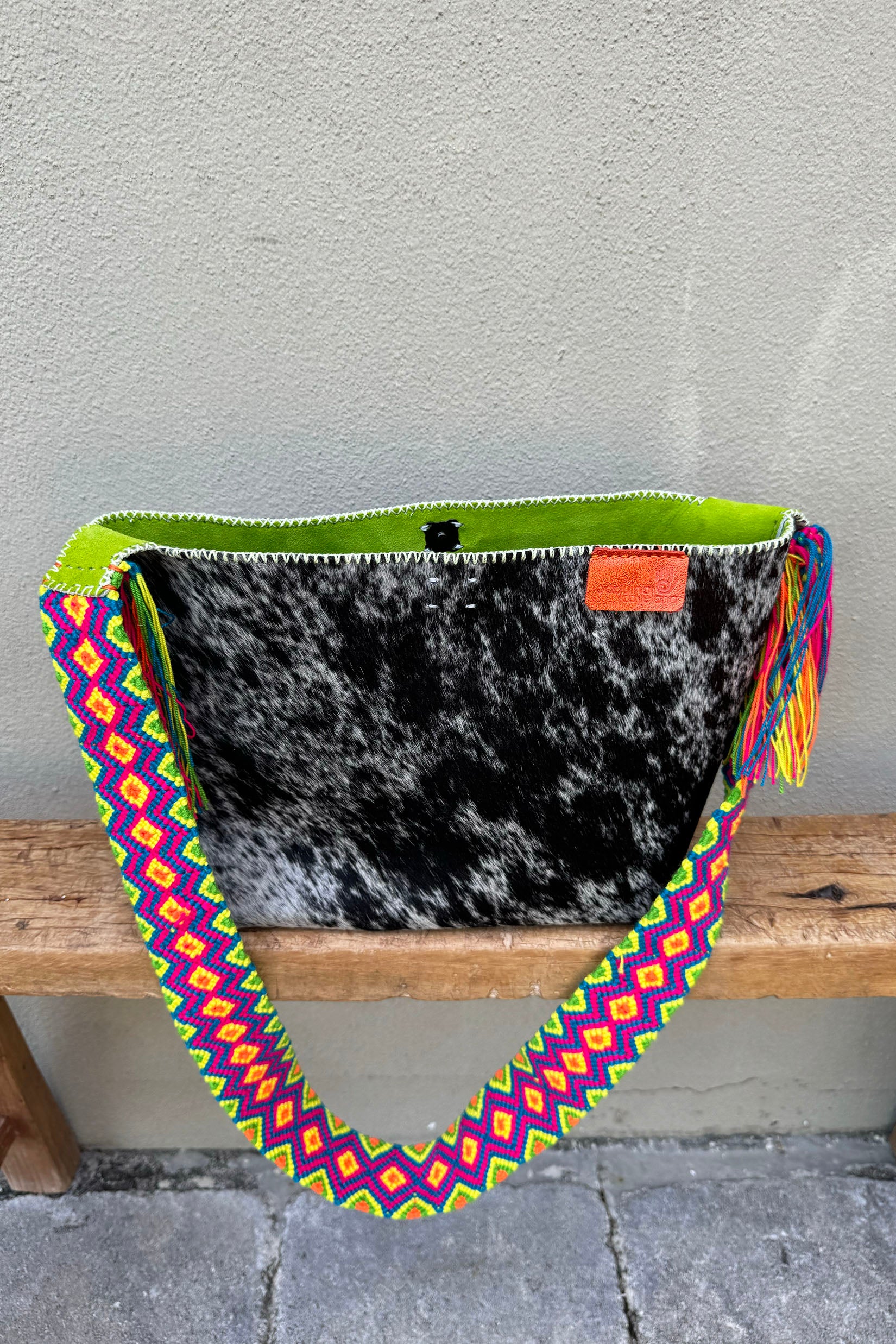 PIAMA TOTE BAG MEDIUM FURRY / BLK&WH - LIME GREEN #210014