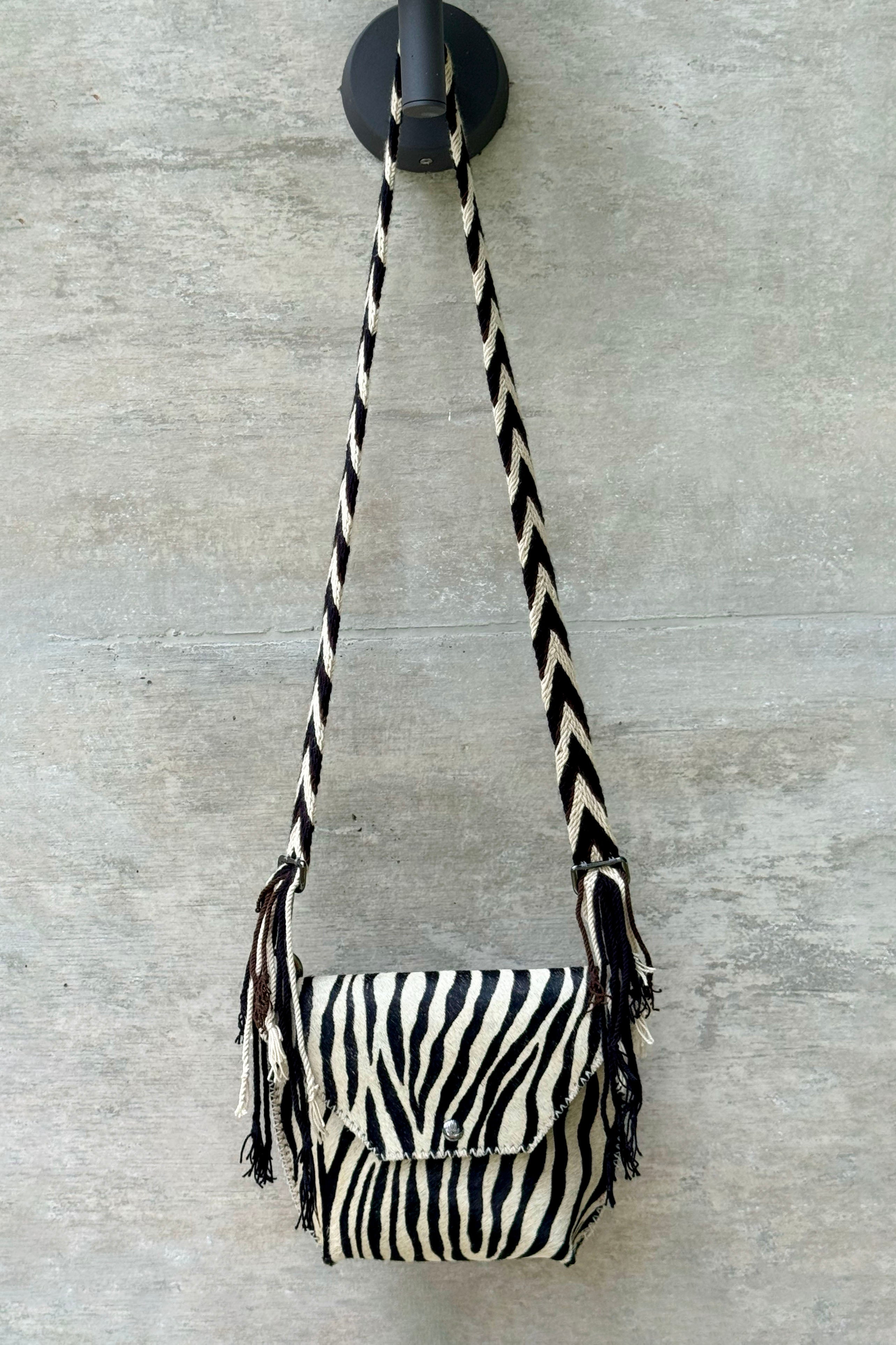 PIAMA TOTE BAG X-SMALL FURRY / ZEBRA - FUCHSIA #330009