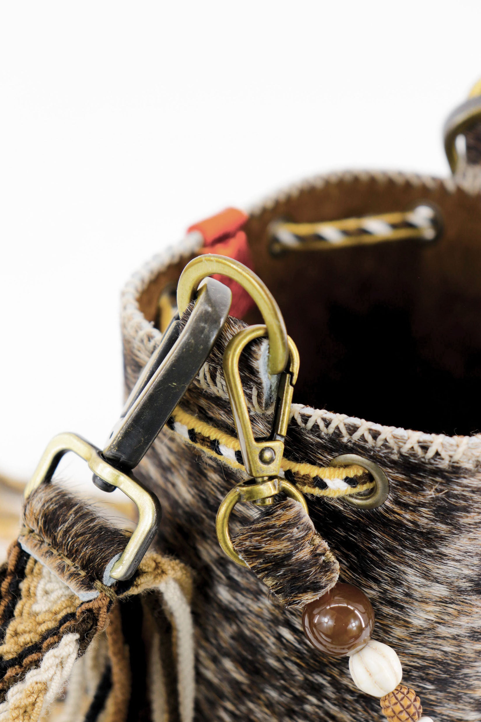 APÜNÜ BUCKET BAG X-SMALL FURRY / BRW&BLK - DRK BRW #350014