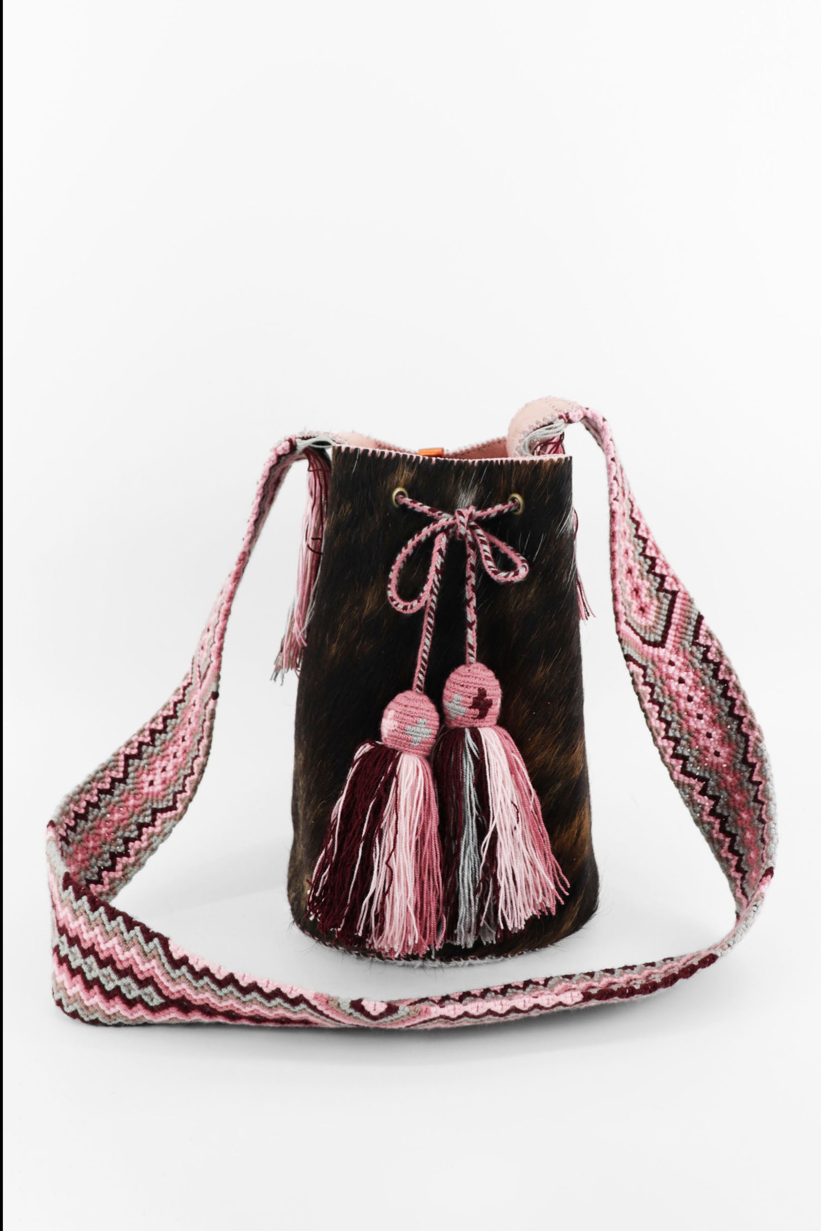 APÜNÜ BUCKET BAG LARGE FURRY / DRK BRW&WHI - PINK #100020