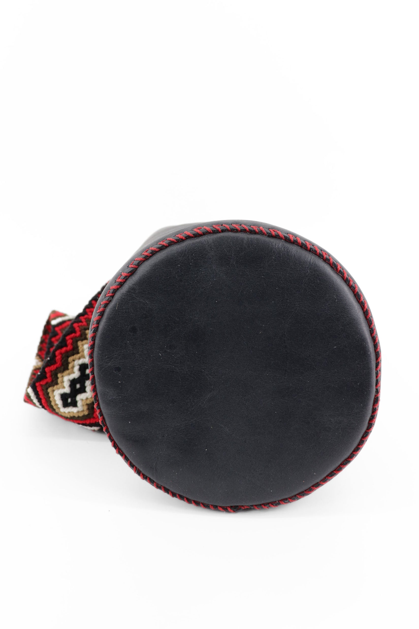 APÜNÜ BUCKET BAG SMALL / BLACK - RED #120043