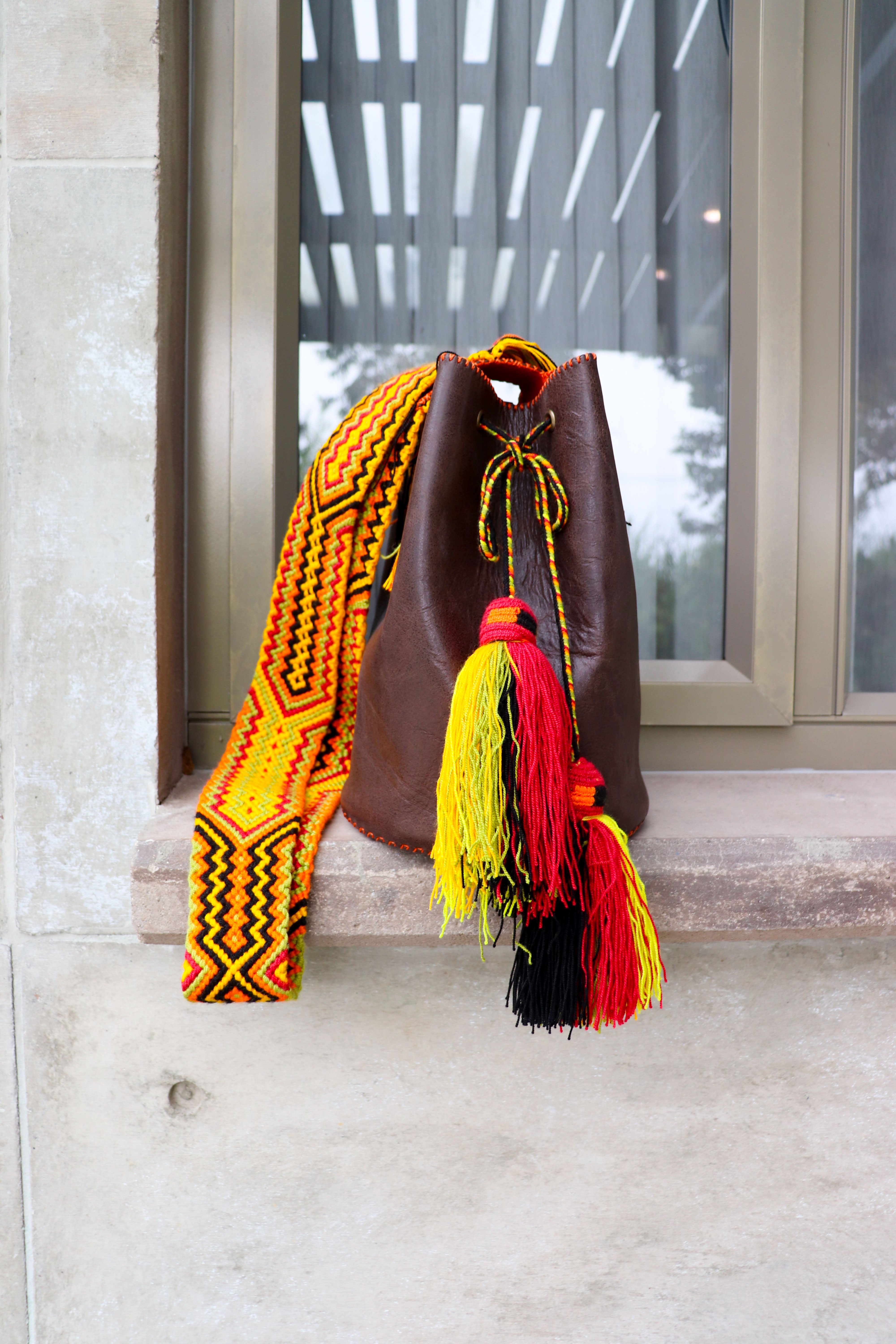 APÜNÜ BUCKET BAG LARGE / DRK BRW - ORANGE #110030