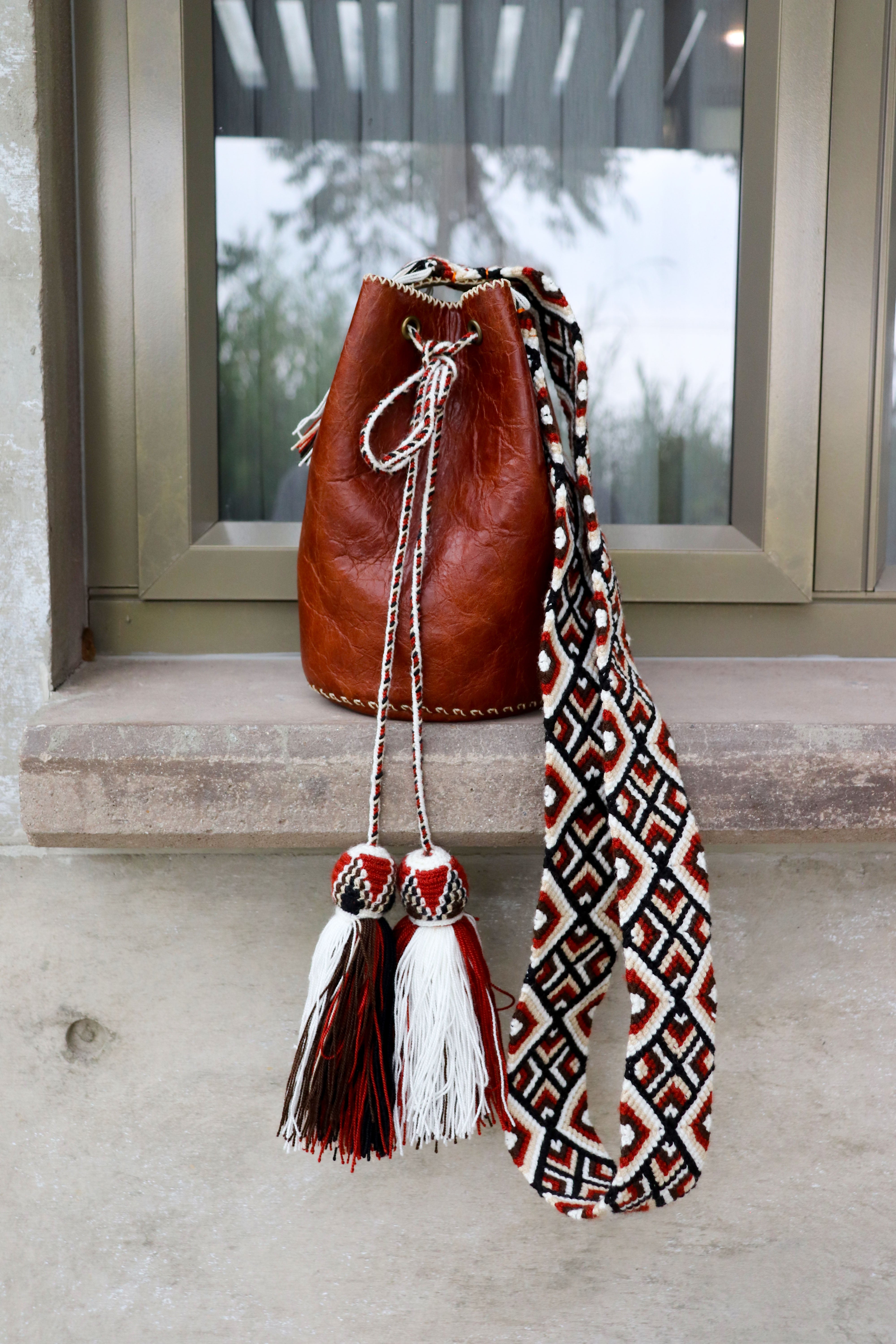 APÜNÜ BUCKET BAG SMALL / COL BRW - BEIGE #120014